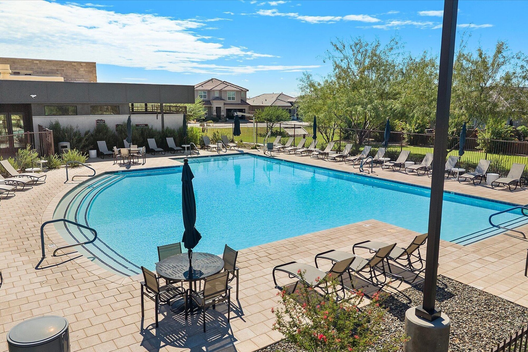  21111 N 61st Street  Phoenix, AZ - 物件實景