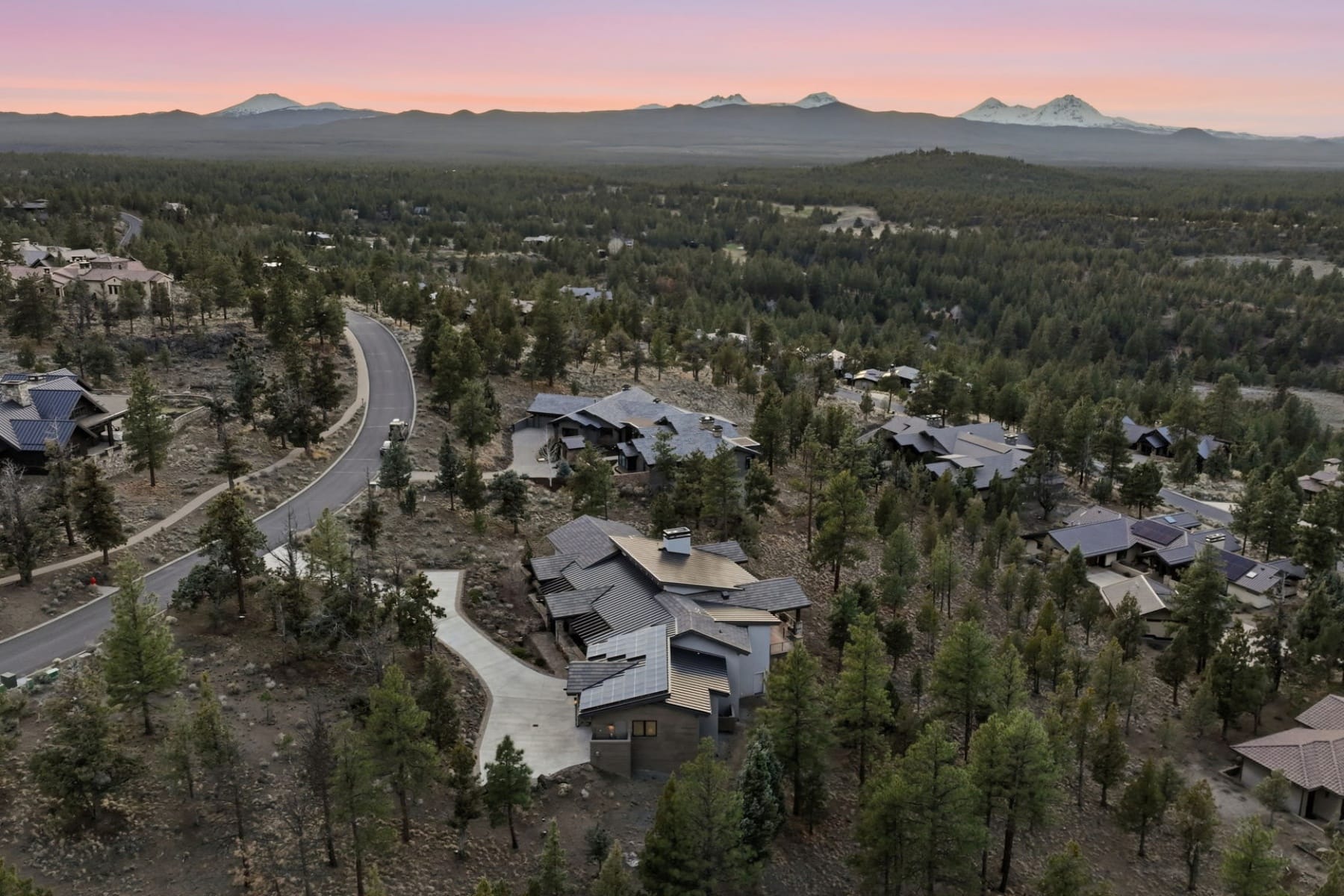  3487 NW Greenleaf Way Bend, OR 97703 - 物件實景