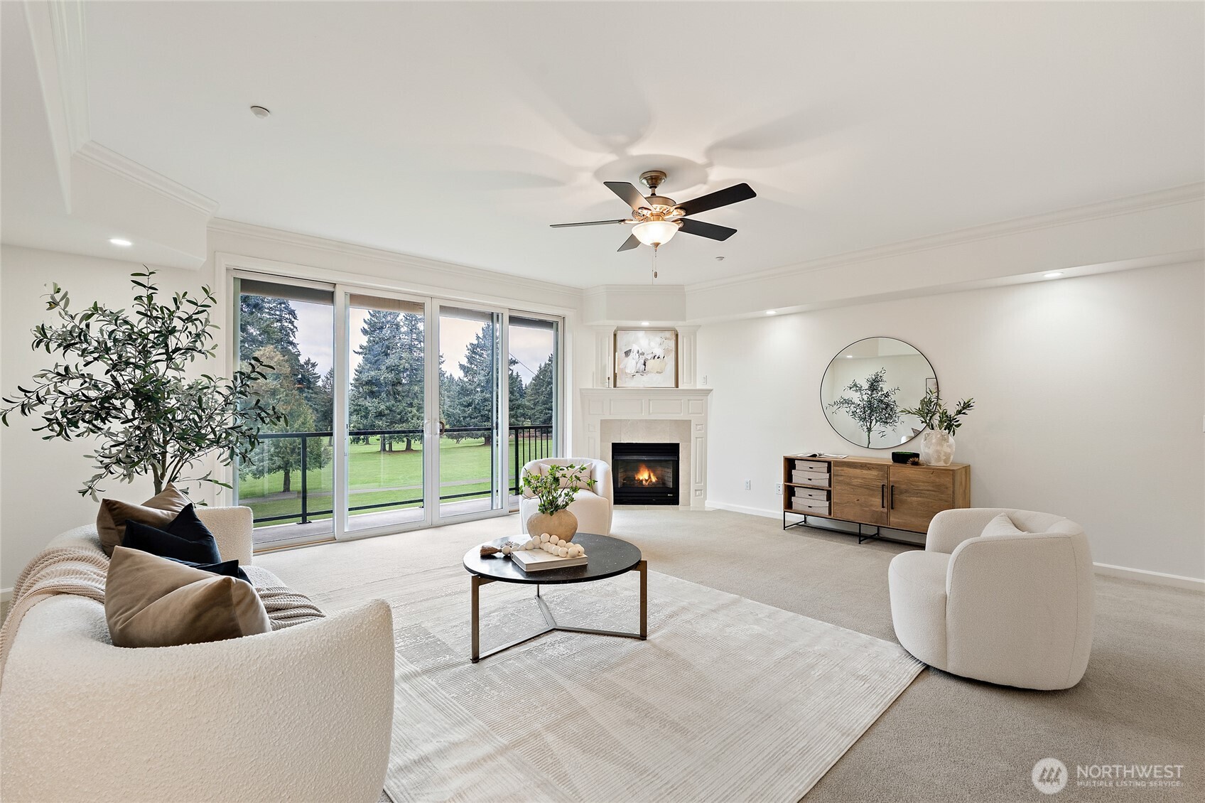 Tacoma, Washington, 98405, United States, 2 Bedrooms Bedrooms, ,2 BathroomsBathrooms,Residential,For Sale,2003445