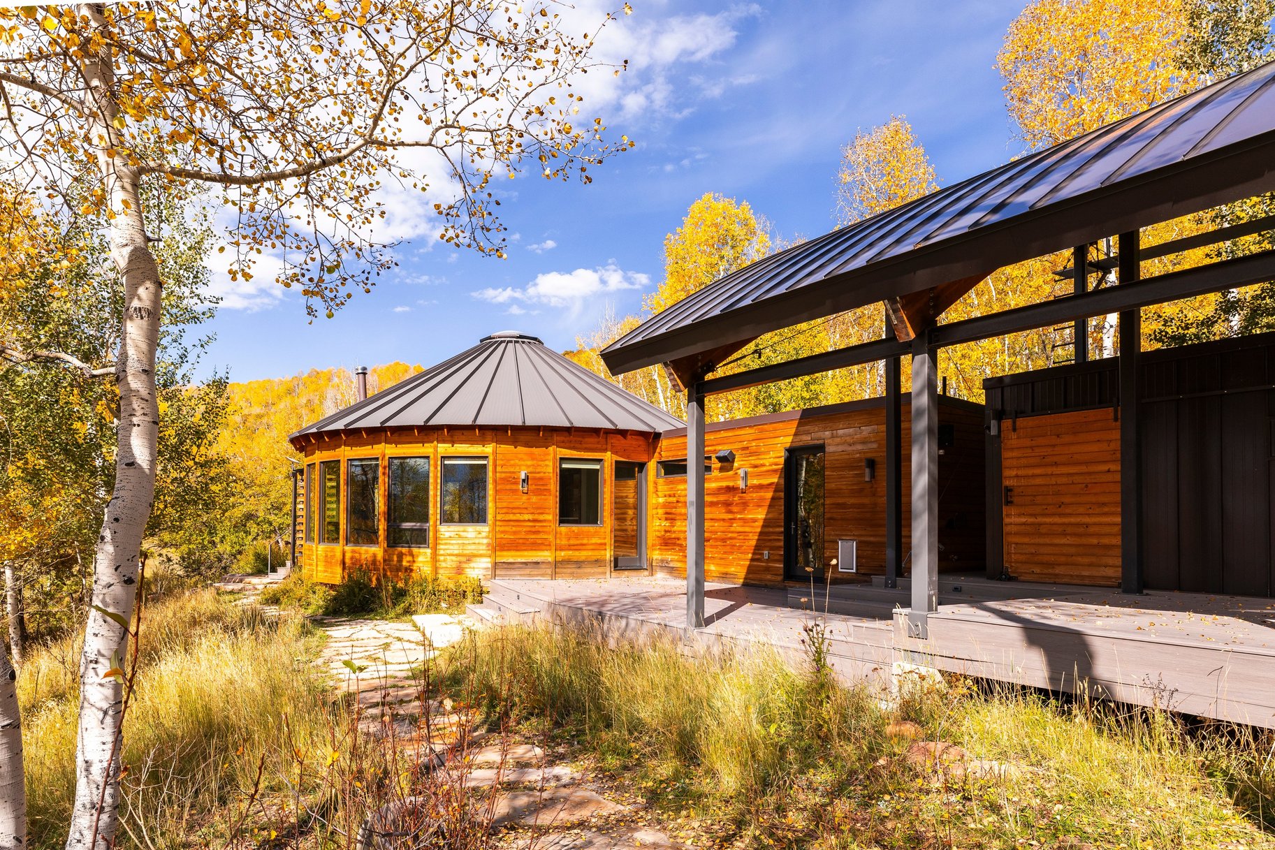  One of a Kind Mountain Retreat on Nearly 12 Acres with Panoramic Ski Resort View - 物件實景