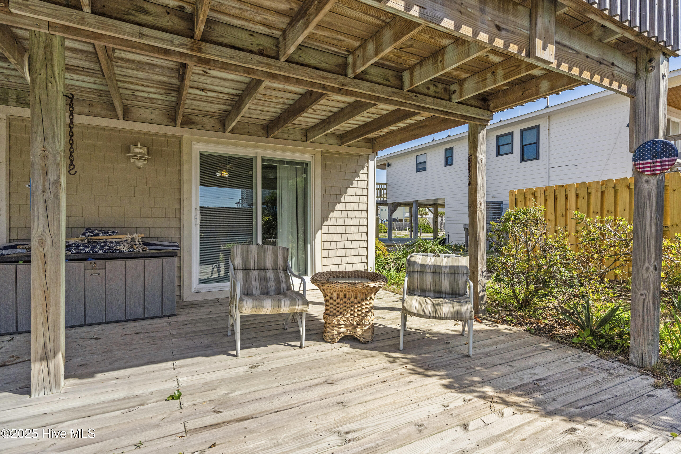 Surf City, North Carolina, 28445, United States, 3 Bedrooms Bedrooms, ,2 BathroomsBathrooms,Residential,For Sale,1794333