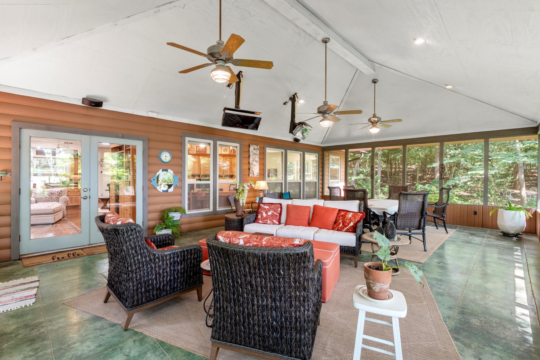 Quitman, Texas, 75783, United States, 3 Bedrooms Bedrooms, ,3 BathroomsBathrooms,Residential,For Sale,1921842