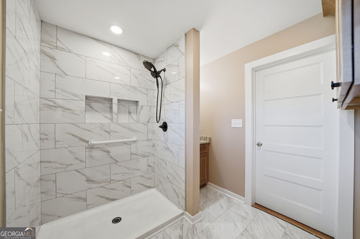 Jasper, Georgia, 30143, United States, 4 Bedrooms Bedrooms, ,1 BathroomBathrooms,Residential,For Sale,2014556