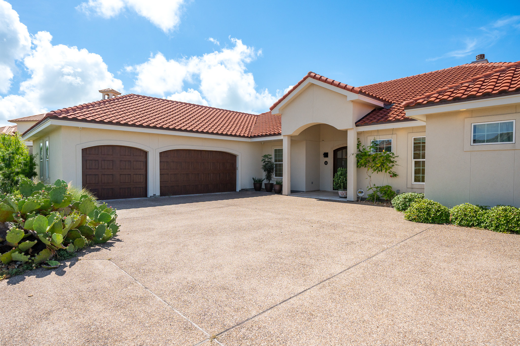 Portland, Texas, 78374, United States, 4 Bedrooms Bedrooms, ,4 BathroomsBathrooms,Residential,For Sale,1898876