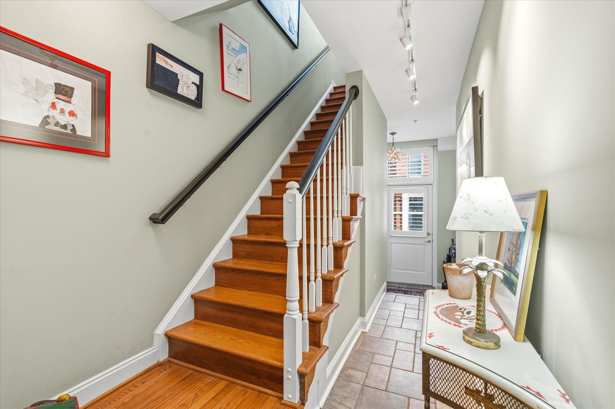  610 Tivoli Passage Way, Alexandria, VA, 22314 - 物件實景