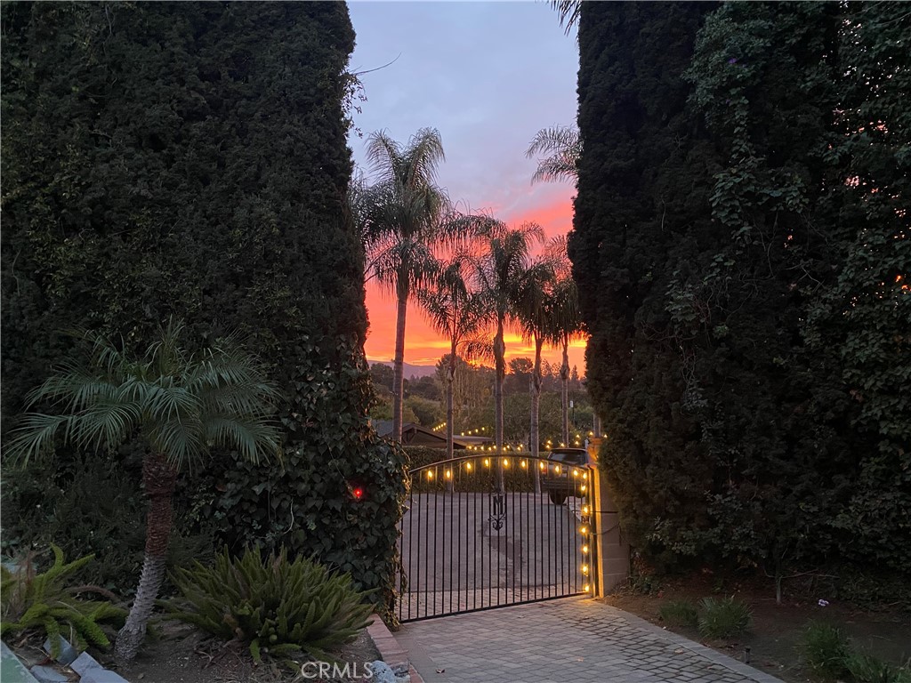 Yorba Linda, California, 92886, United States, 5 Bedrooms Bedrooms, ,3 BathroomsBathrooms,Residential,For Sale,1847322