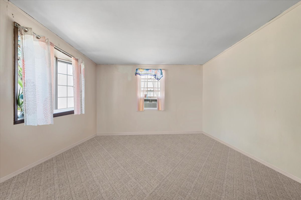 Bethpage, New York, 11714, United States, 4 Bedrooms Bedrooms, ,1 BathroomBathrooms,Residential,For Sale,1914302