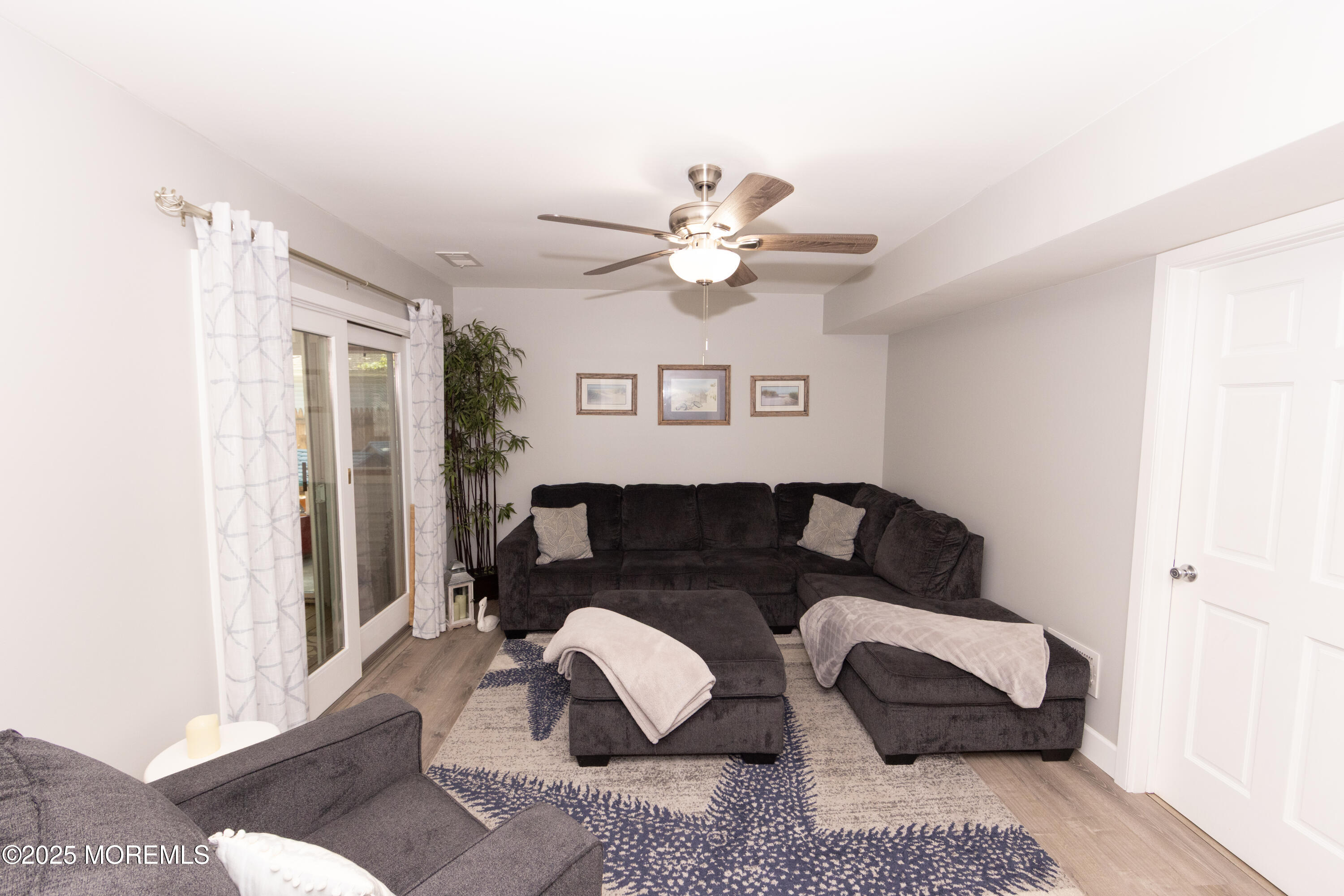 Jackson, New Jersey, 08527, United States, 6 Bedrooms Bedrooms, ,2 BathroomsBathrooms,Residential,For Sale,1912275