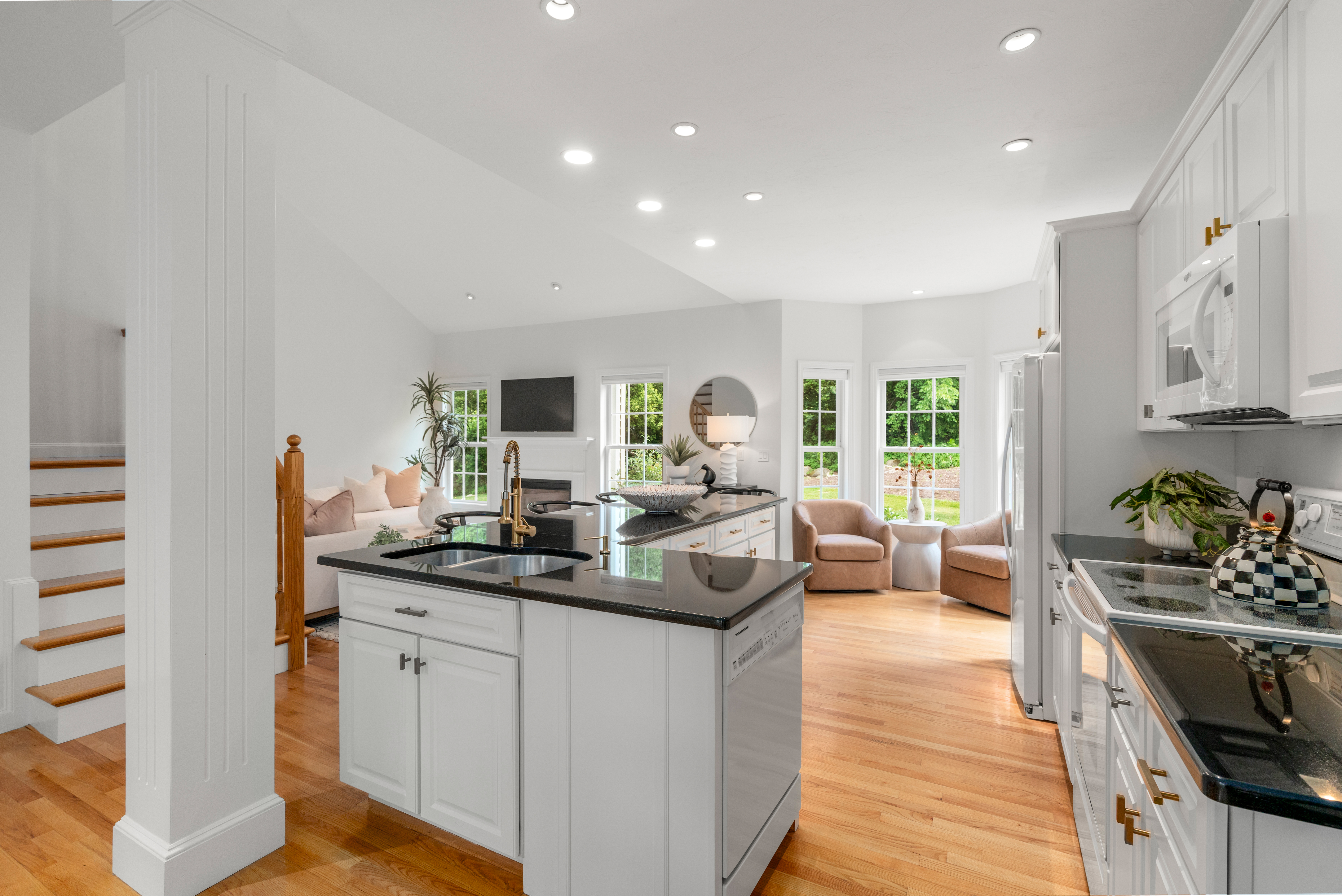  39 Village Circle, Milford, MA 01757 - 物件實景