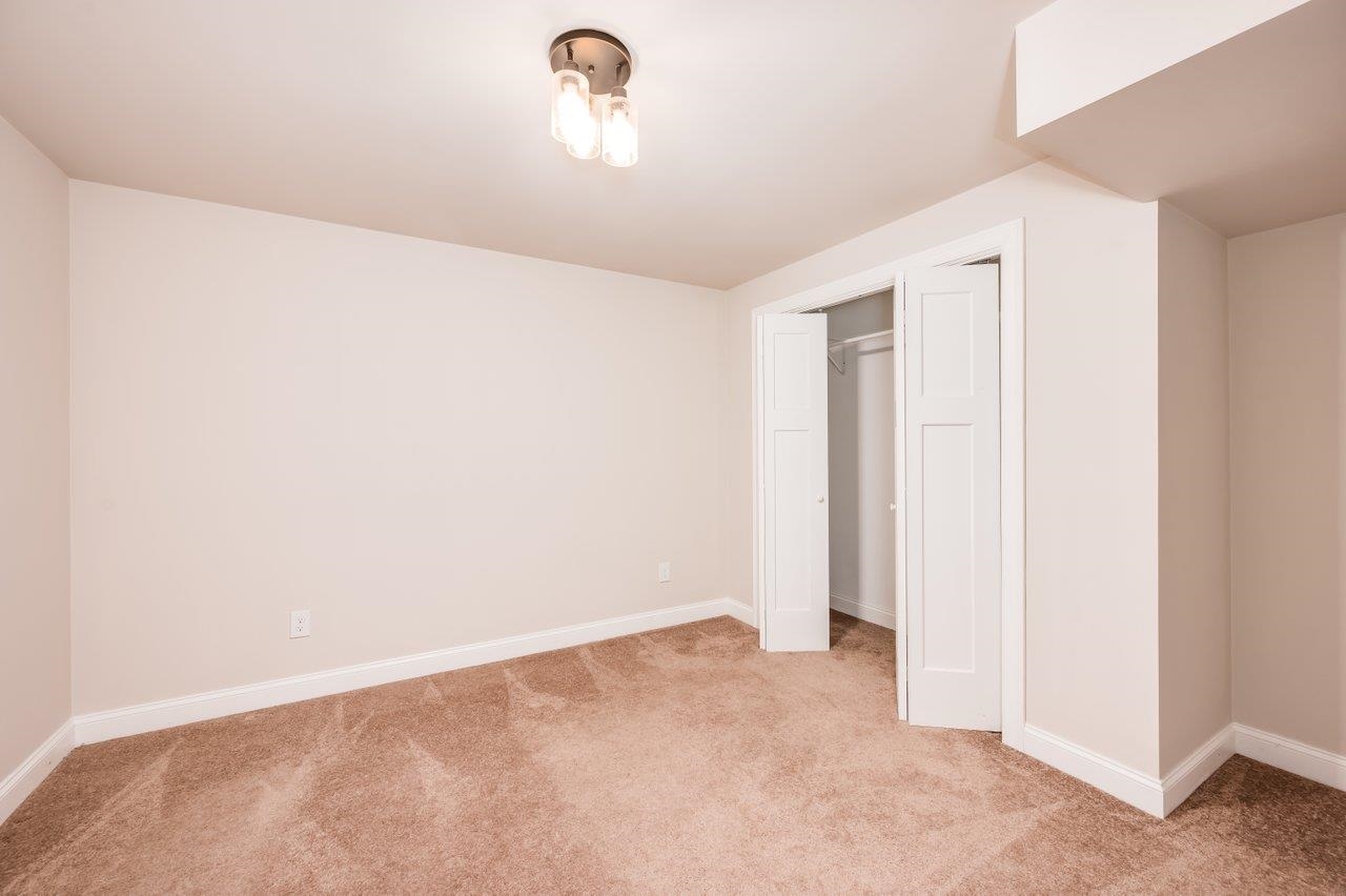 Weare, New Hampshire, 03281, United States, 4 Bedrooms Bedrooms, ,4 BathroomsBathrooms,Residential,For Sale,1908360