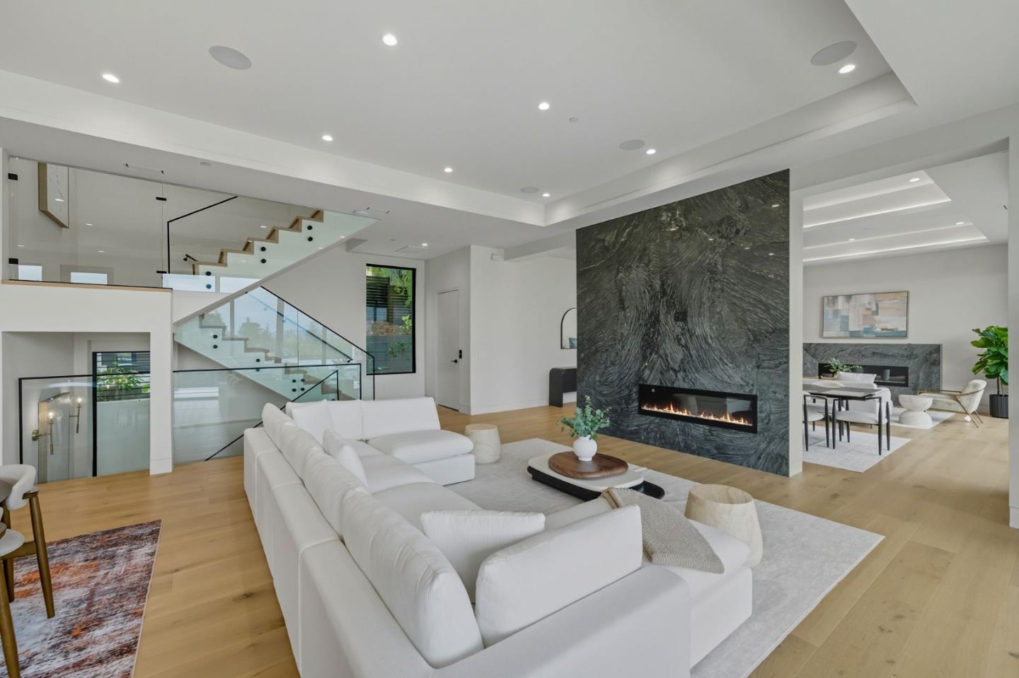 Hillsborough, California, 94010, United States, 8 Bedrooms Bedrooms, ,10 BathroomsBathrooms,Residential,For Sale,1949647