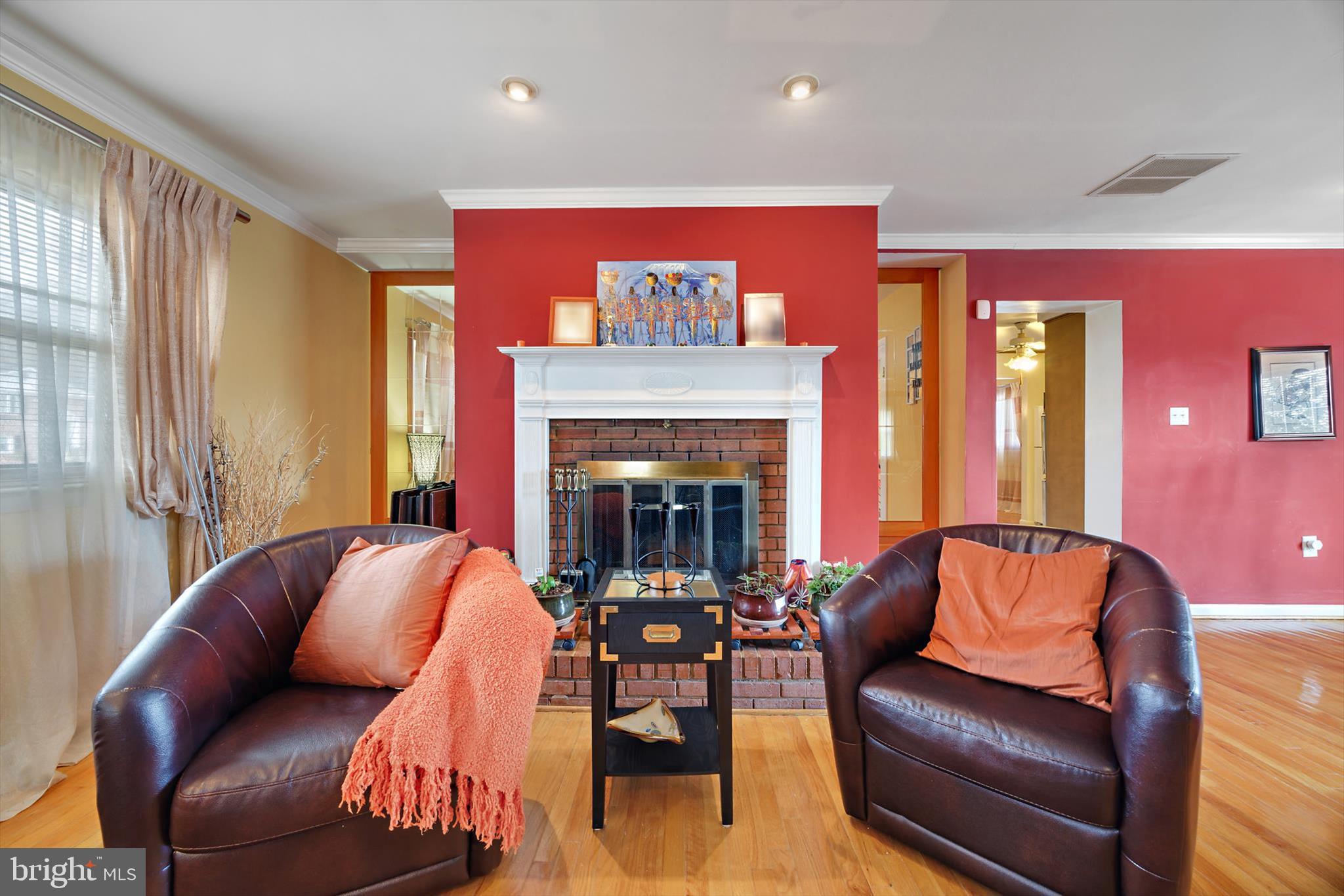 Clinton, Maryland, 20735, United States, 4 Bedrooms Bedrooms, ,3 BathroomsBathrooms,Residential,For Sale,2005934