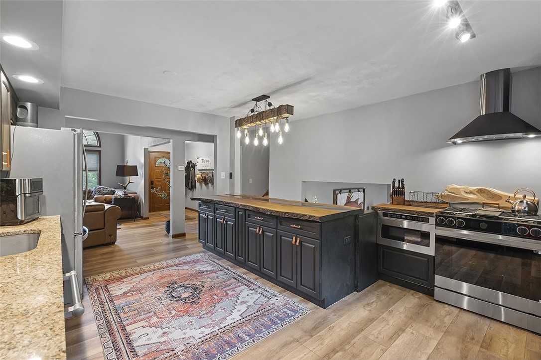Level Green, Pennsylvania, 15085, United States, 4 Bedrooms Bedrooms, ,4 BathroomsBathrooms,Residential,For Sale,1901762