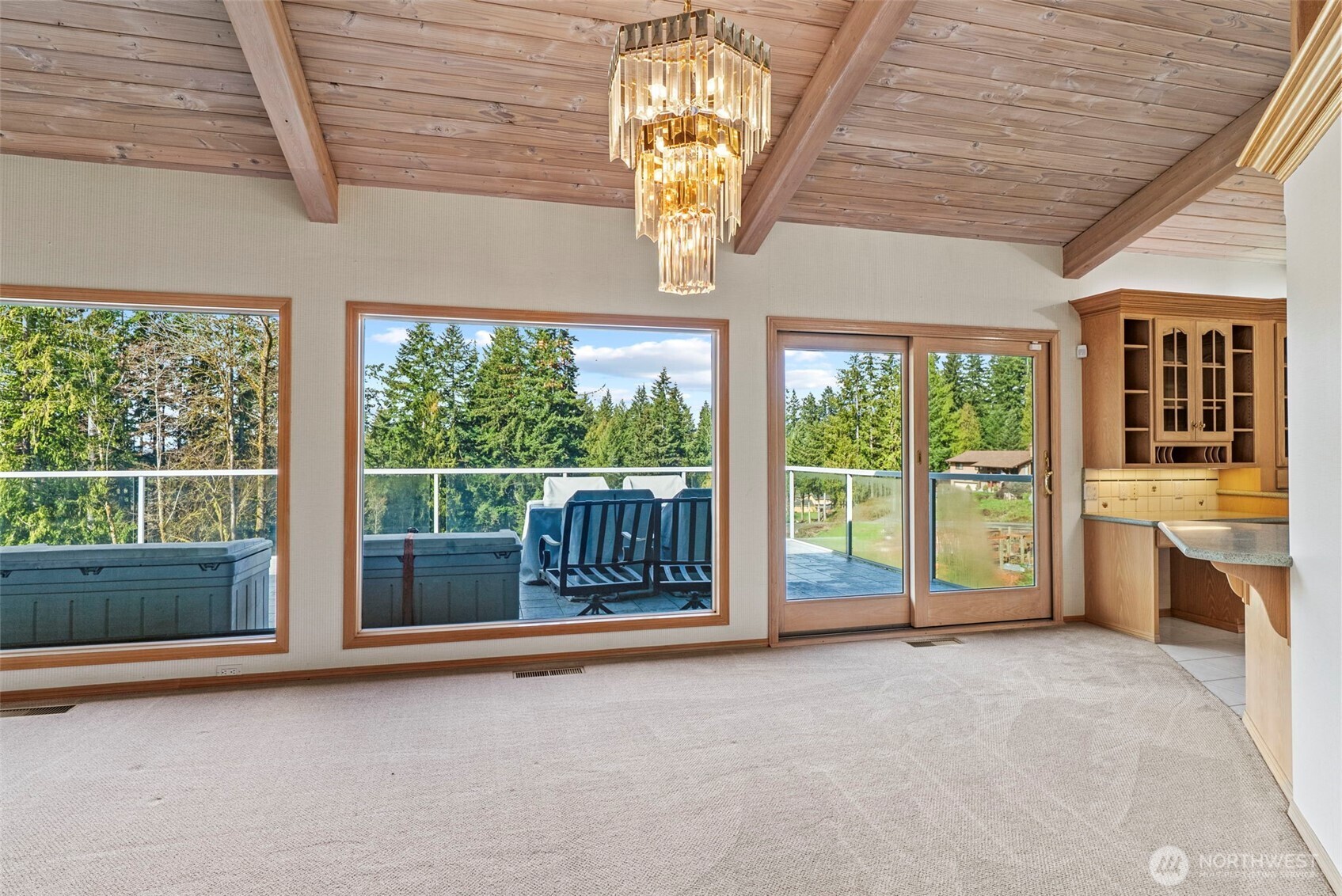 Longview, Washington, 98632, United States, 4 Bedrooms Bedrooms, ,2 BathroomsBathrooms,Residential,For Sale,1908554
