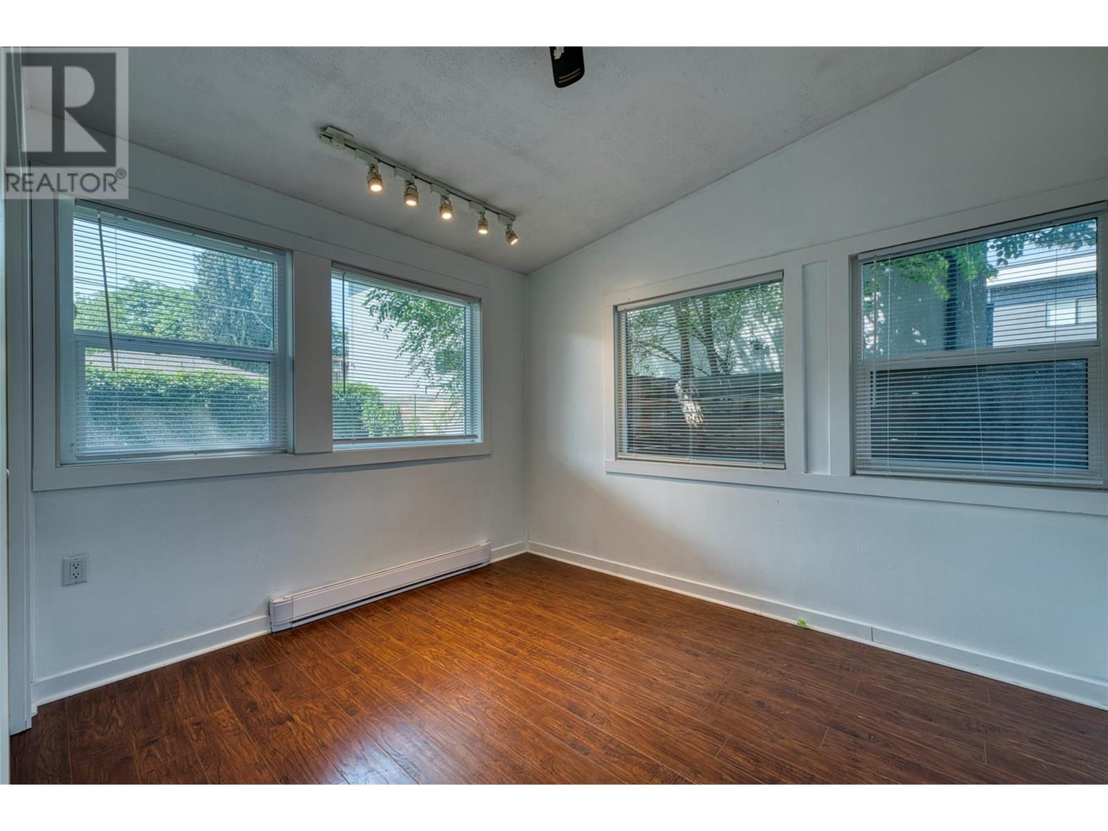 KELOWNA, British Columbia, V1Y 6S9, CA, 5 Bedrooms Bedrooms, ,3 BathroomsBathrooms,Residential,For Sale,1876948