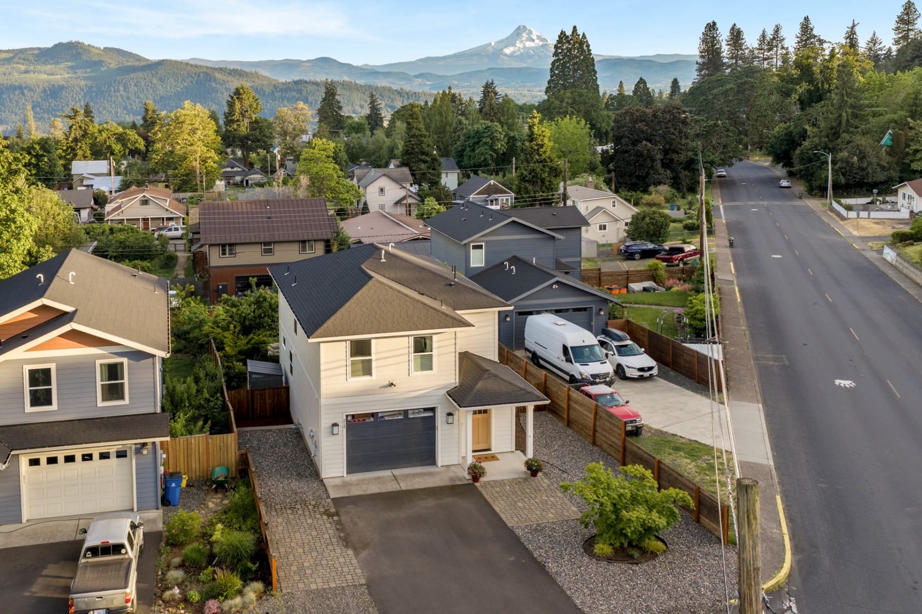  213 NE CHERRY ST White Salmon, WA 98672 - 物件實景
