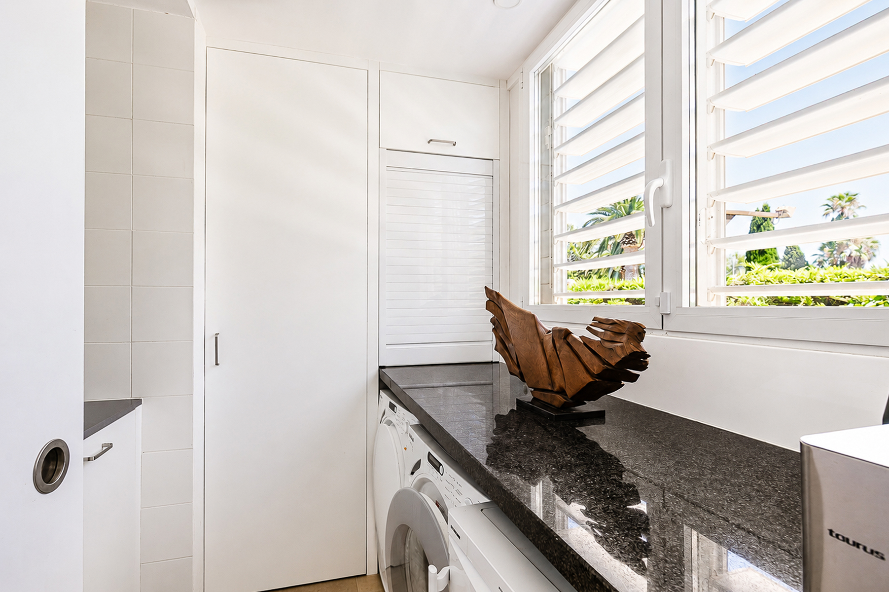  Exclusive beachfront duplex ground floor with direct beach access - 物件實景