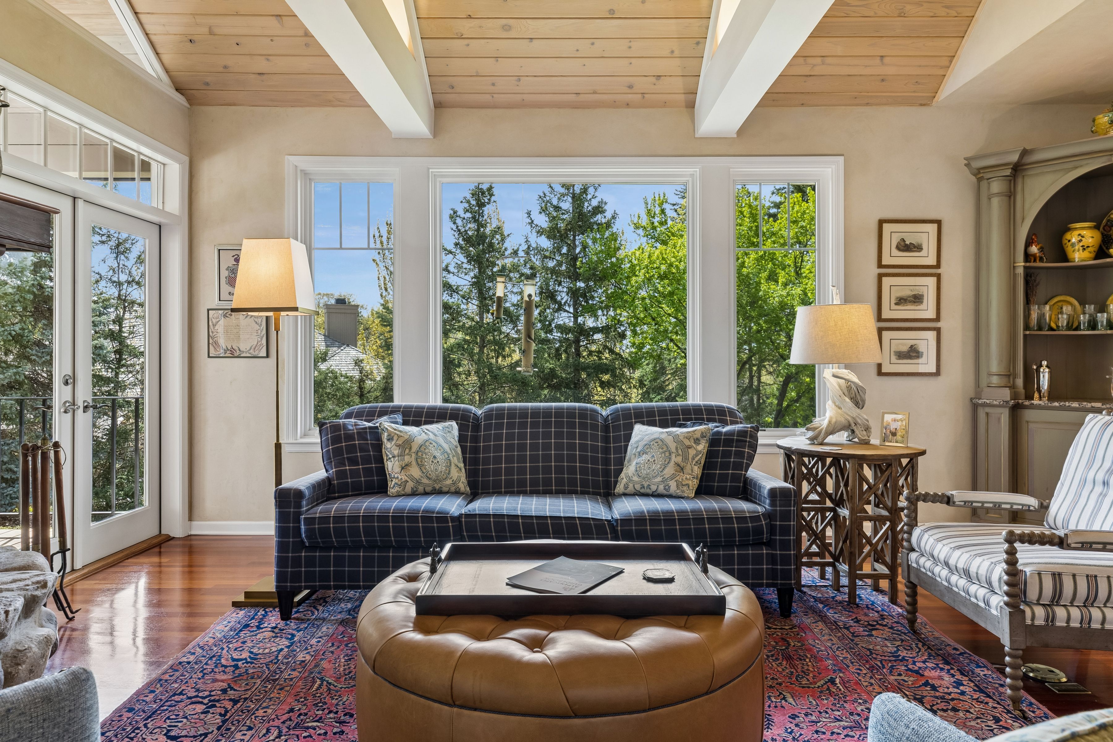  Graceful Executive Living in a Serene Edina Setting - 物件實景
