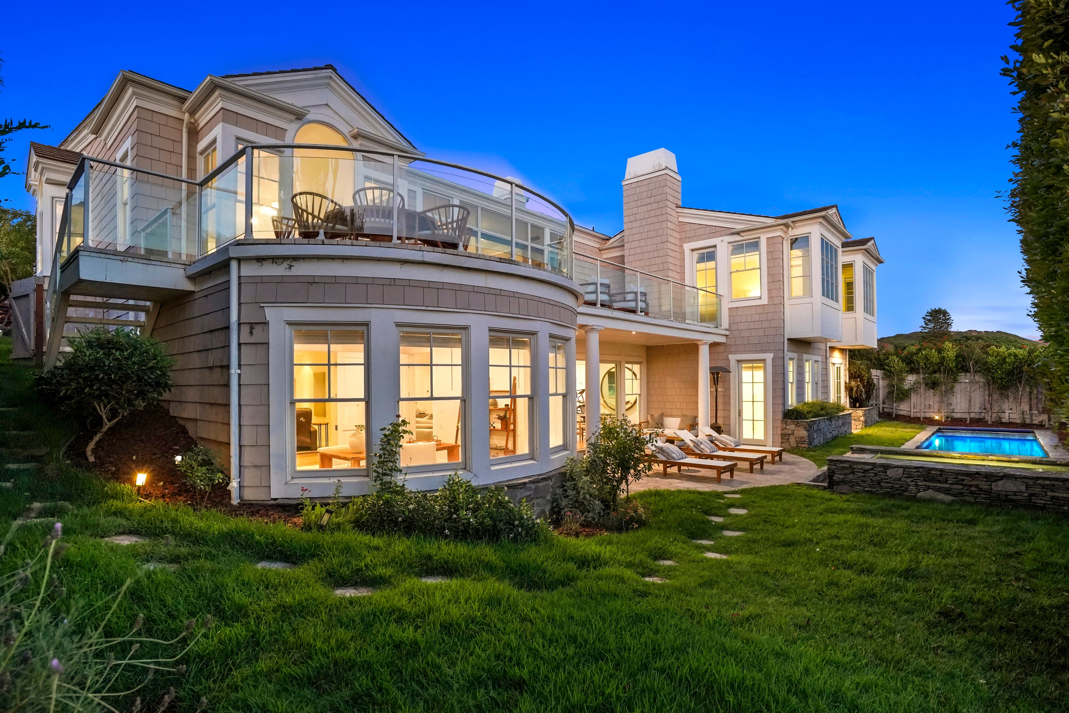  7335 Birdview Avenue - 物件實景