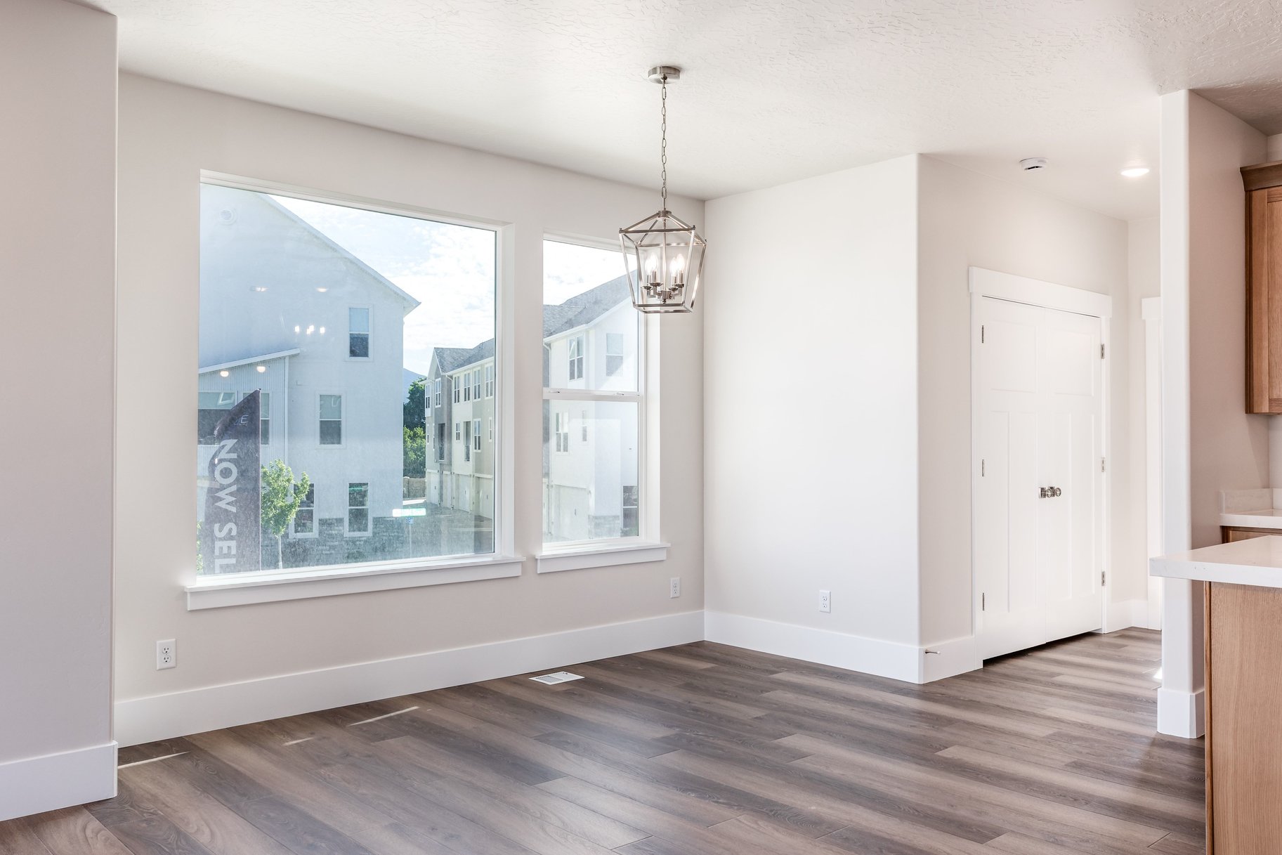  End-Unit Manhattan Floor Plan at The Ridge at Spanish - 物件實景