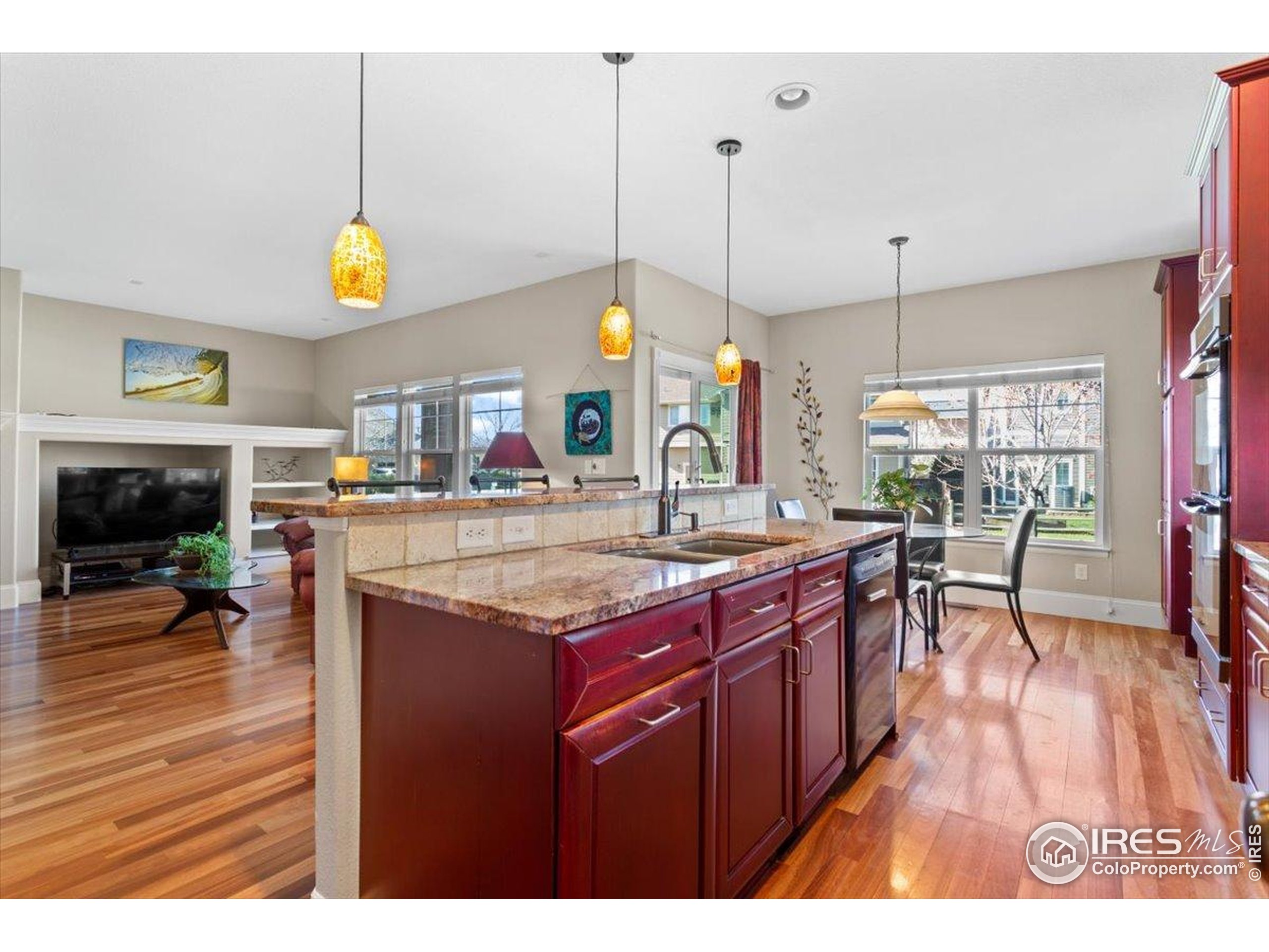 Longmont, Colorado, 80503, United States, 4 Bedrooms Bedrooms, ,3 BathroomsBathrooms,Residential,For Sale,1910378