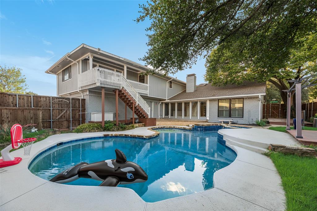 Dallas, Texas, 75243, United States, 4 Bedrooms Bedrooms, ,4 BathroomsBathrooms,Residential,For Sale,1976674