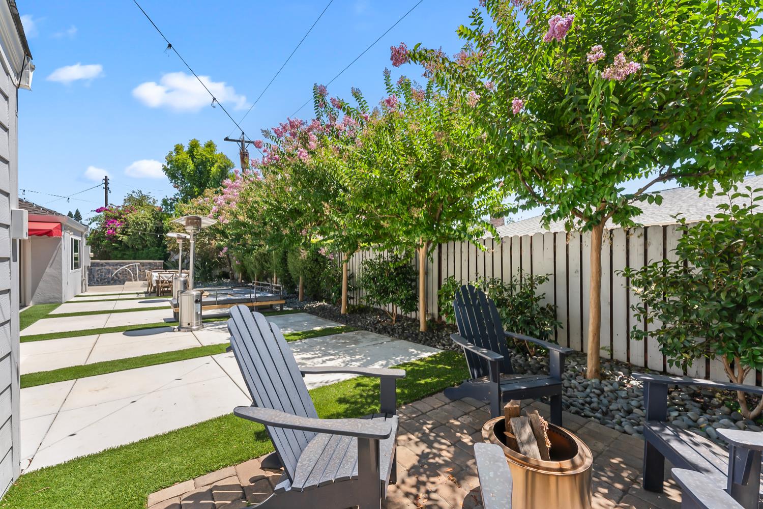 Sacramento, California, 95864, United States, 4 Bedrooms Bedrooms, ,3 BathroomsBathrooms,Residential,For Sale,1906967