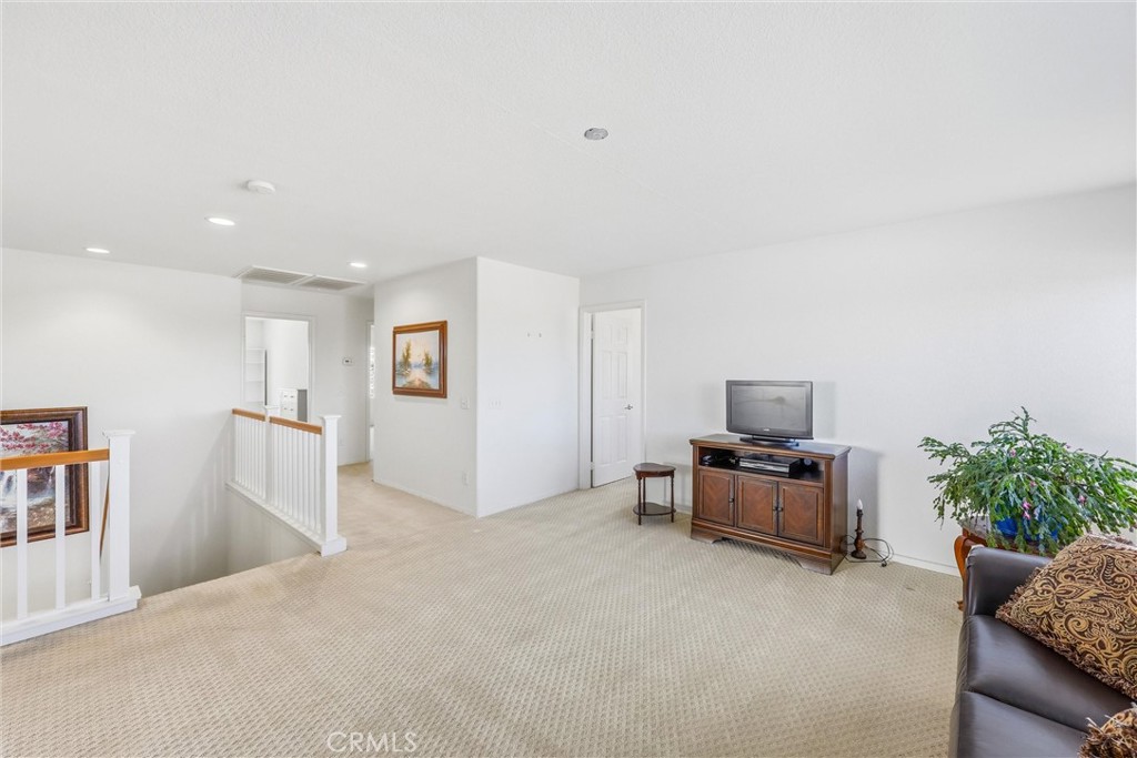 Hesperia, California, 92344, United States, 4 Bedrooms Bedrooms, ,3 BathroomsBathrooms,Residential,For Sale,2036953