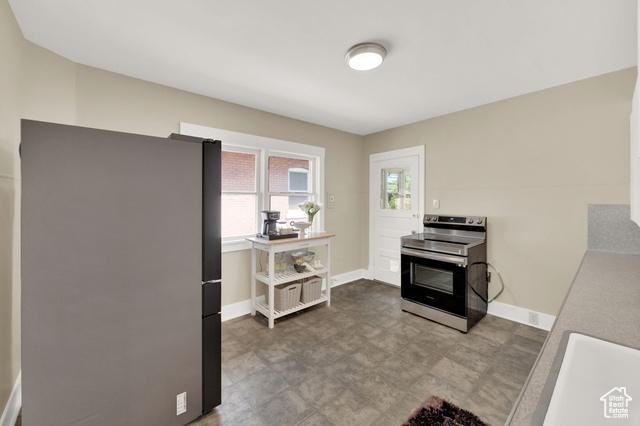 Salt Lake City, Utah, 84115, United States, 2 Bedrooms Bedrooms, ,1 BathroomBathrooms,Residential,For Sale,1920521