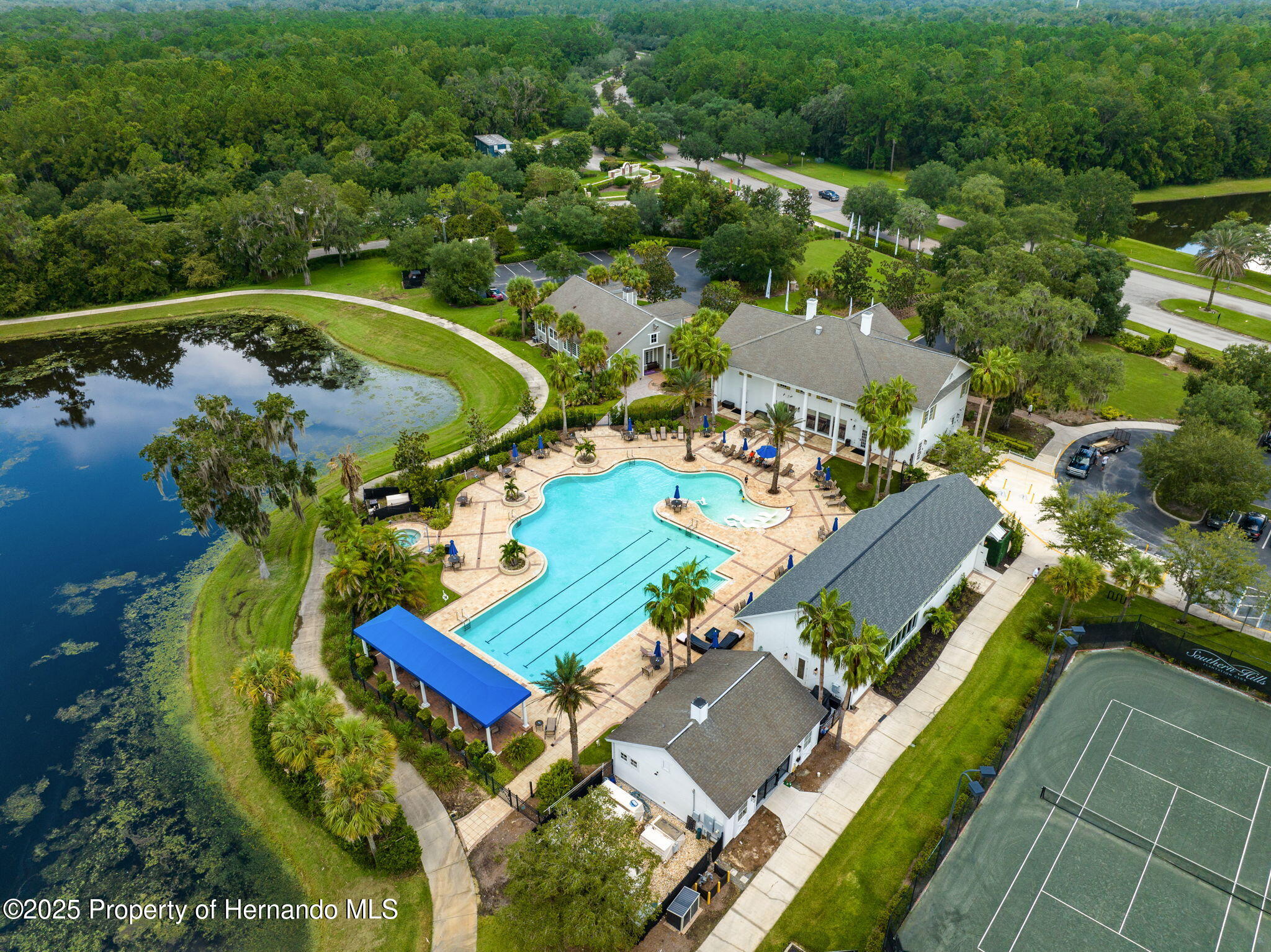 Brooksville, Florida, 34601, United States, 2 Bedrooms Bedrooms, ,4 BathroomsBathrooms,Residential,For Sale,1878155