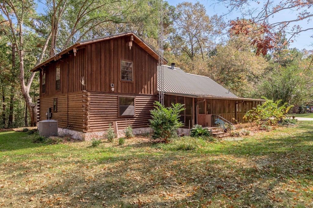 Nacogdoches, Texas, 75964, United States, 3 Bedrooms Bedrooms, ,2 BathroomsBathrooms,Residential,For Sale,1753235