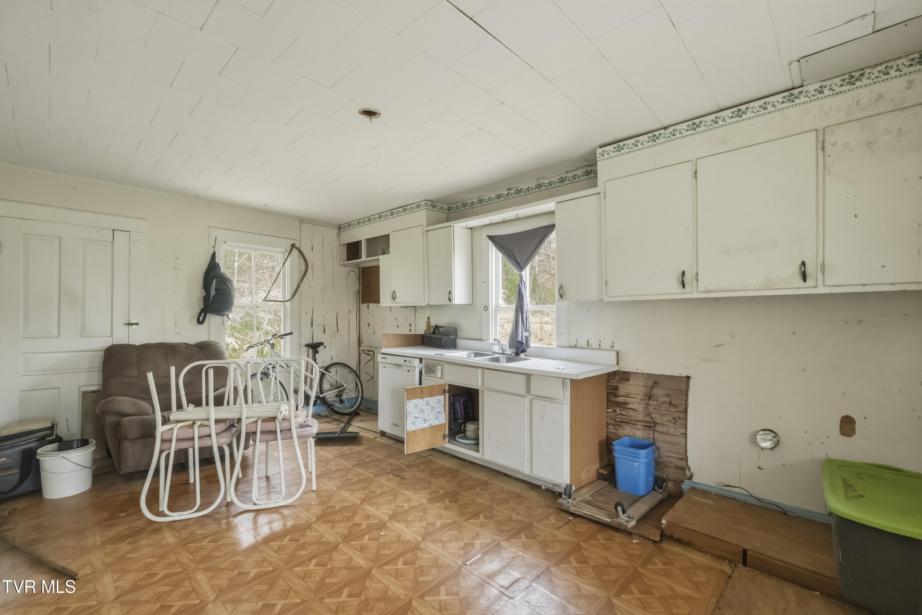 Chuckey, Tennessee, 37641, United States, ,Land,For Sale,2031699