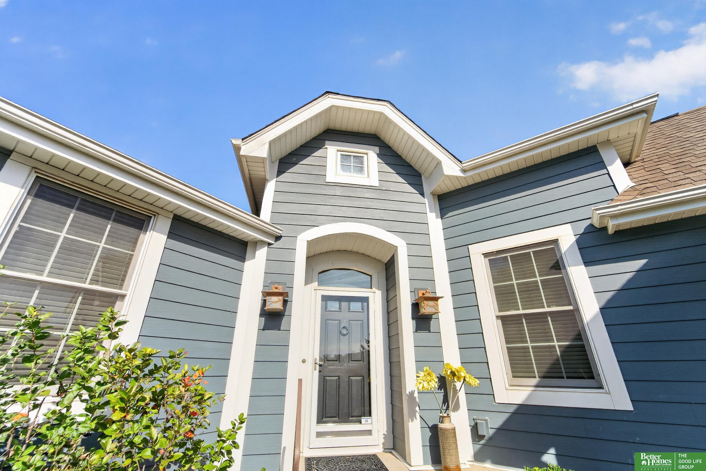 Stone Ave, Omaha, NE 68116 #1