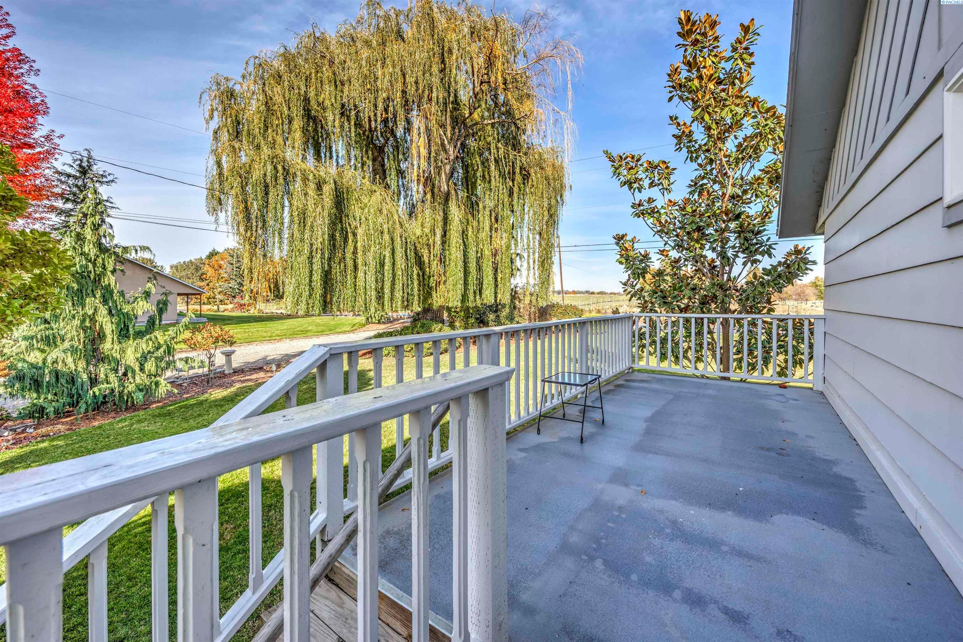 Prosser, Washington, 99350, United States, 4 Bedrooms Bedrooms, ,1 BathroomBathrooms,Residential,For Sale,1984108