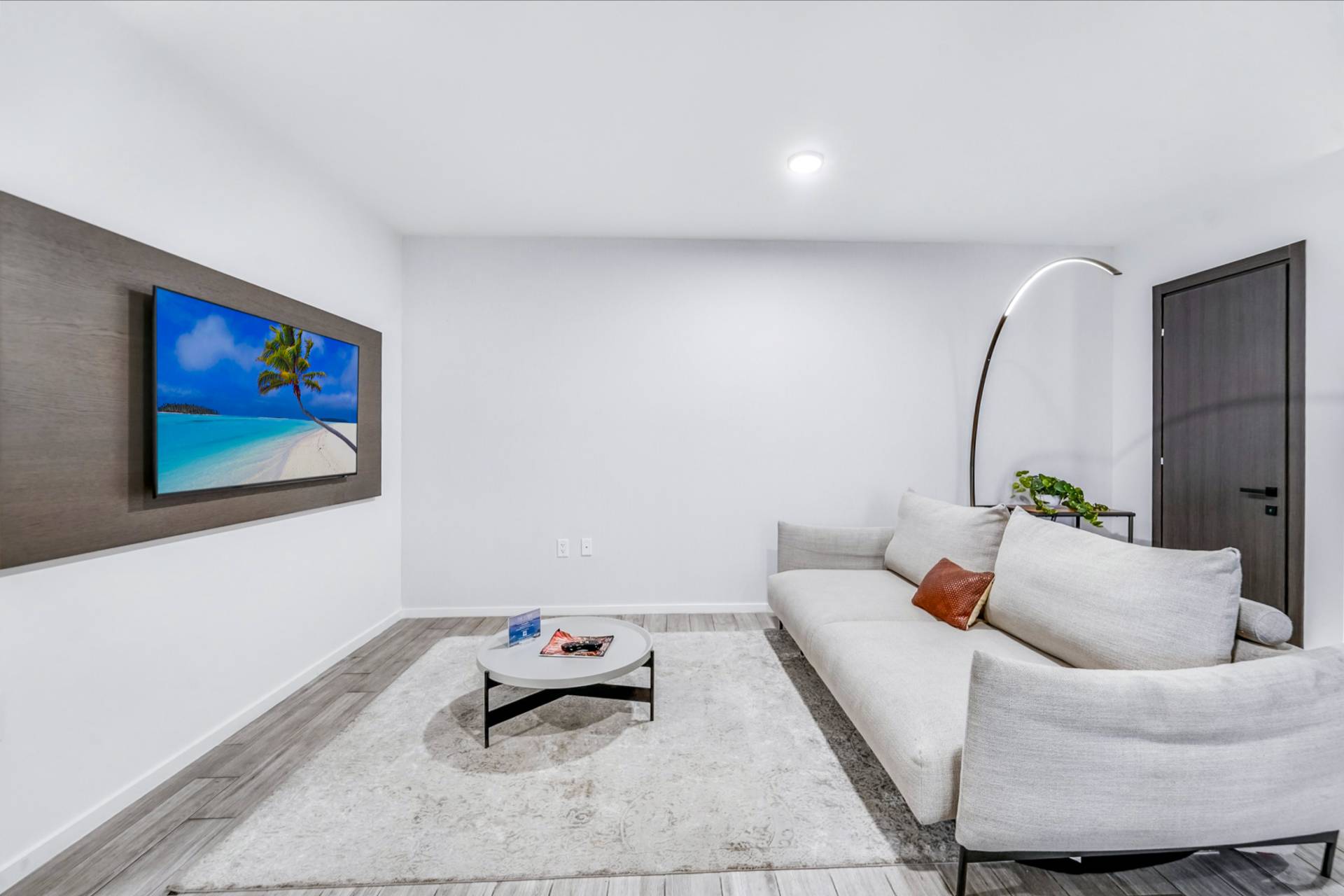  398 NE 5th St, Miami, FL, 33132 - 物件實景