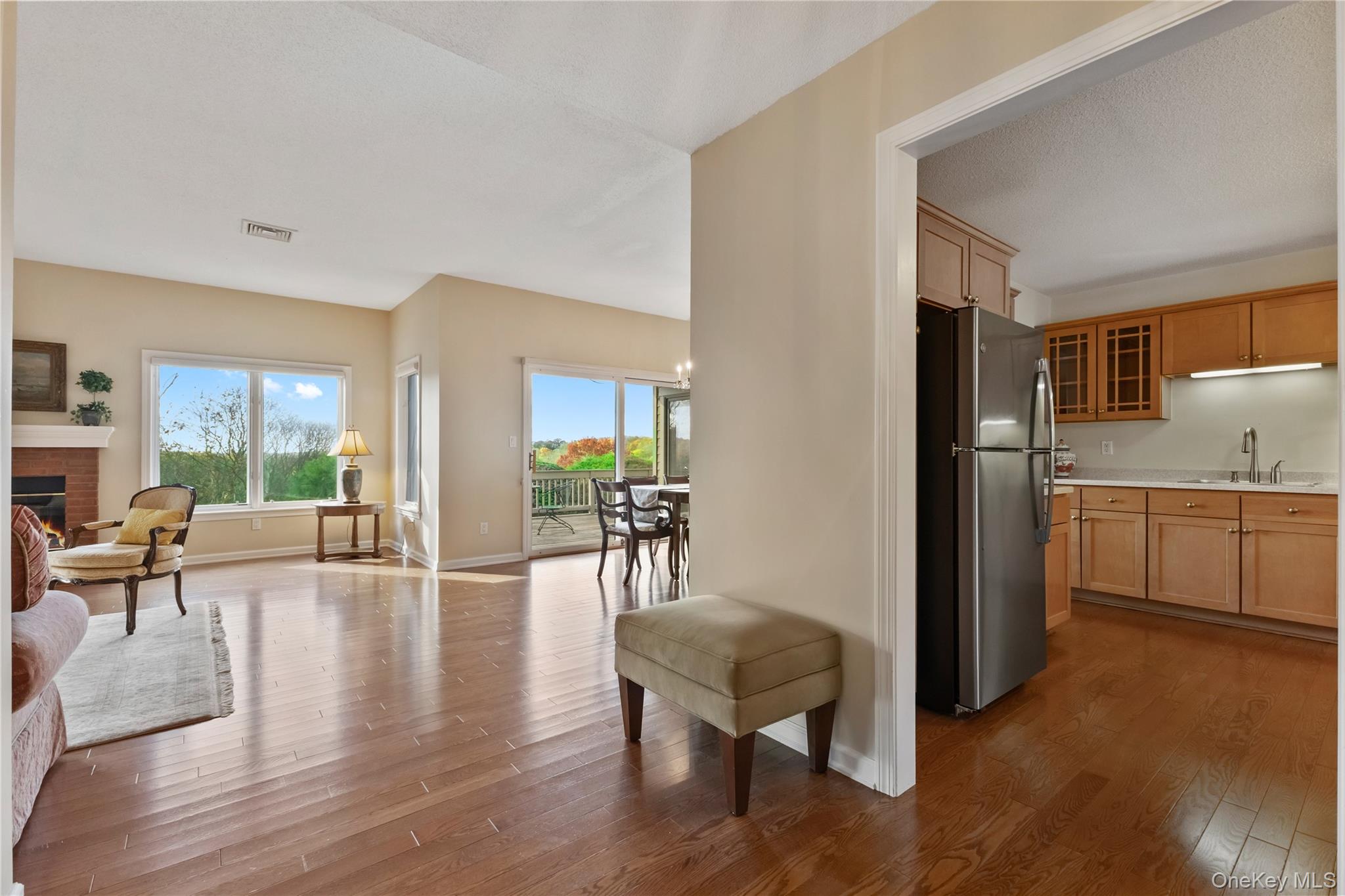 Somers, New York, 10589, United States, 3 Bedrooms Bedrooms, ,2 BathroomsBathrooms,Residential,For Sale,1989614