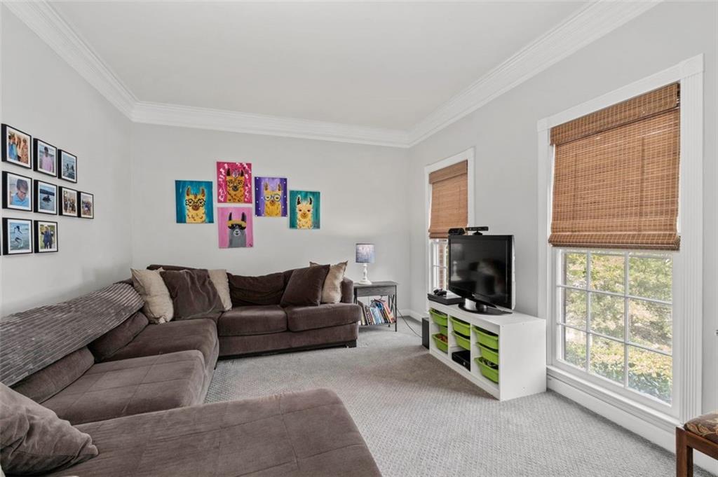 Alpharetta, Georgia, 30022, United States, 4 Bedrooms Bedrooms, ,3 BathroomsBathrooms,Residential,For Sale,1948412