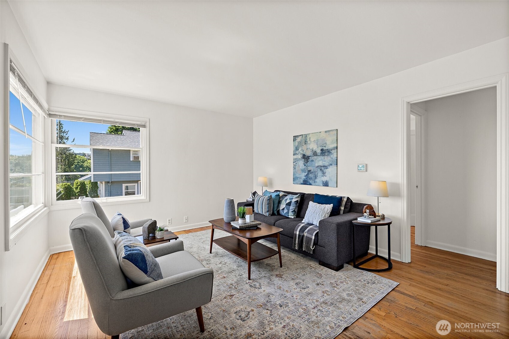 Seattle, Washington, 98199, United States, 2 Bedrooms Bedrooms, ,1 BathroomBathrooms,Residential,For Sale,1882851