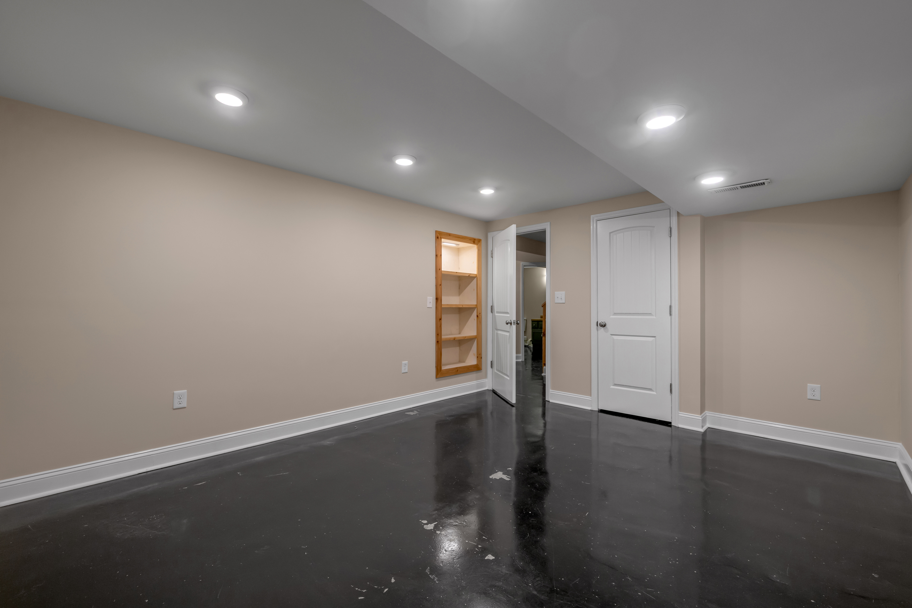  186 Hunter Drive - 物件實景