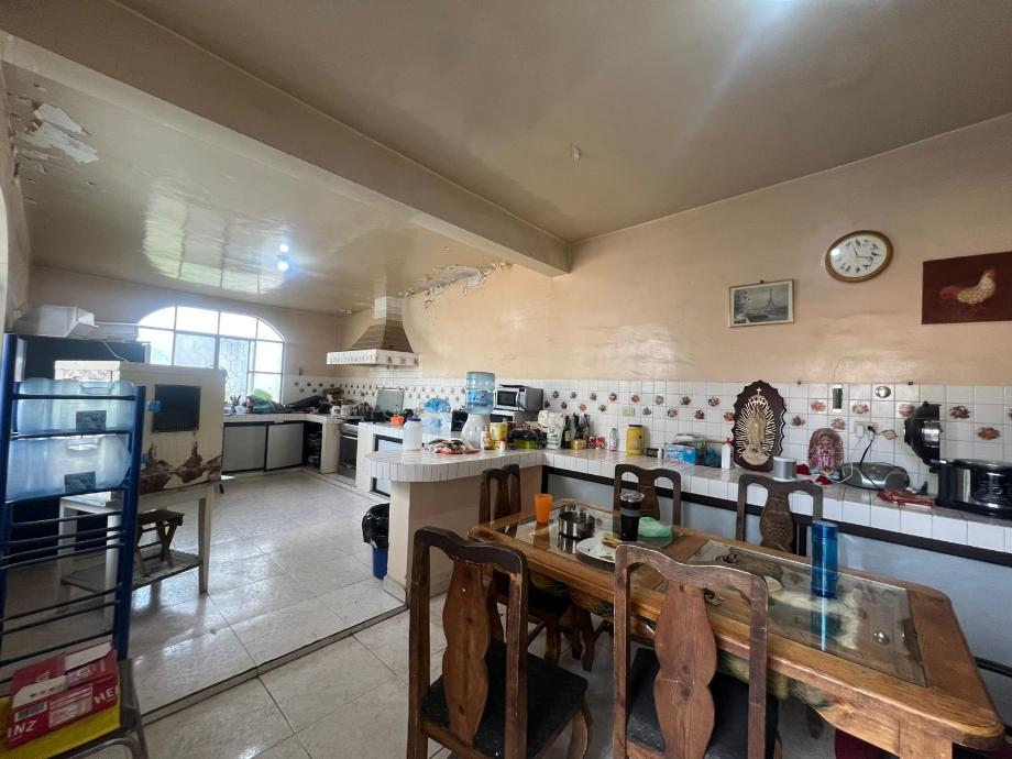 Torreón, Coahuila de Zaragoza, 27000, Mexico, 8 Bedrooms Bedrooms, ,5 BathroomsBathrooms,Residential,For Sale,1859696
