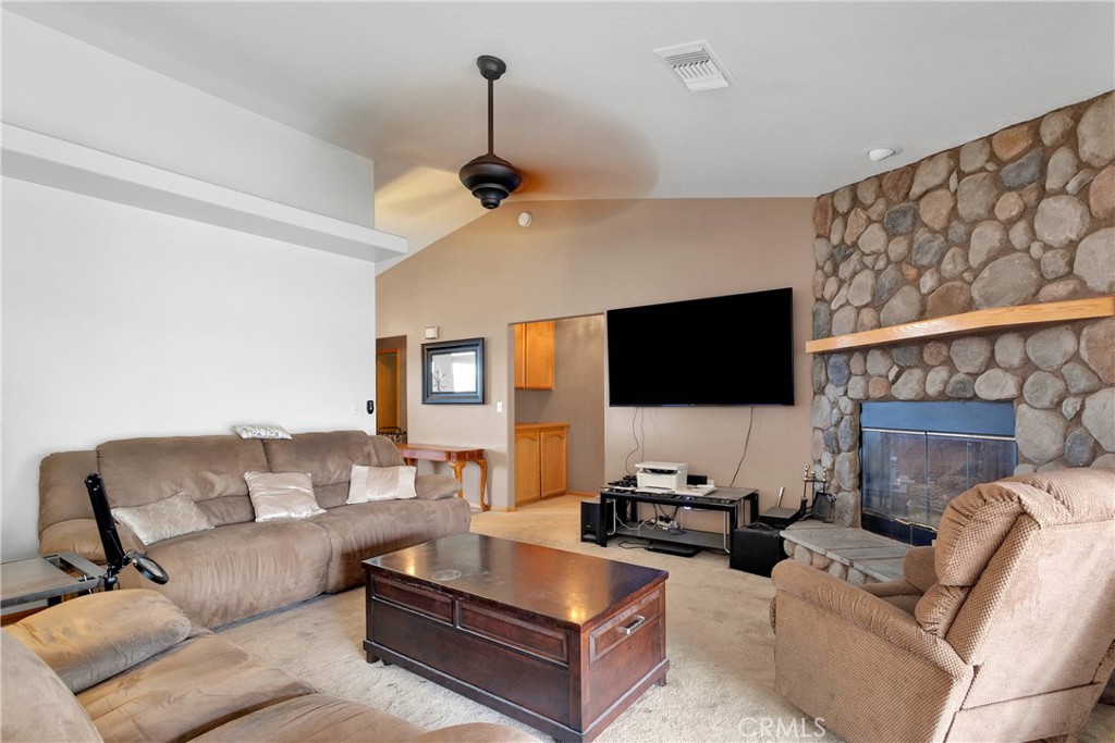 Apple Valley, California, 92307, United States, 4 Bedrooms Bedrooms, ,3 BathroomsBathrooms,Residential,For Sale,1795446