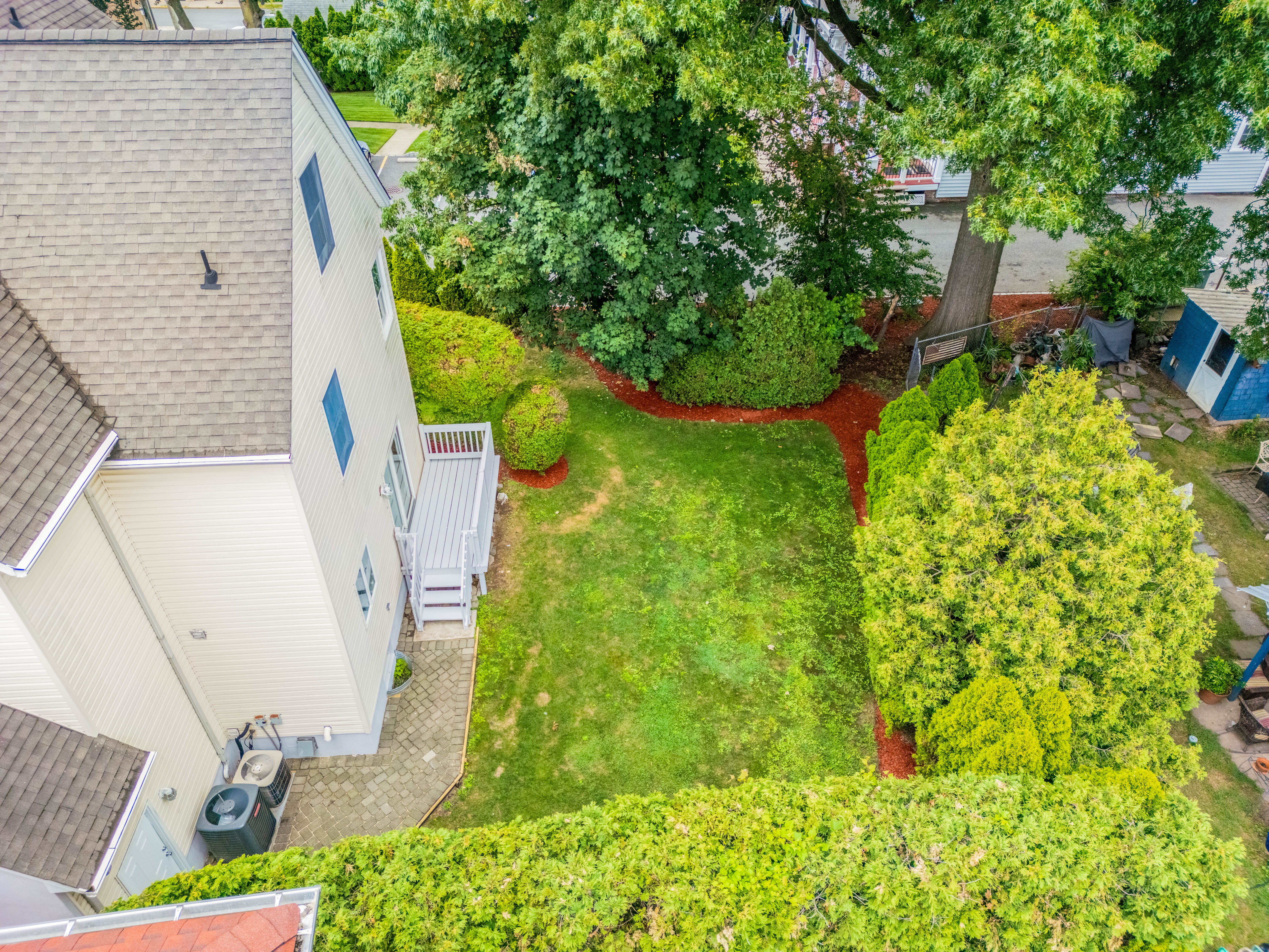 Fort Lee, New Jersey, 07024, United States, 5 Bedrooms Bedrooms, ,4 BathroomsBathrooms,Residential,For Sale,1981309