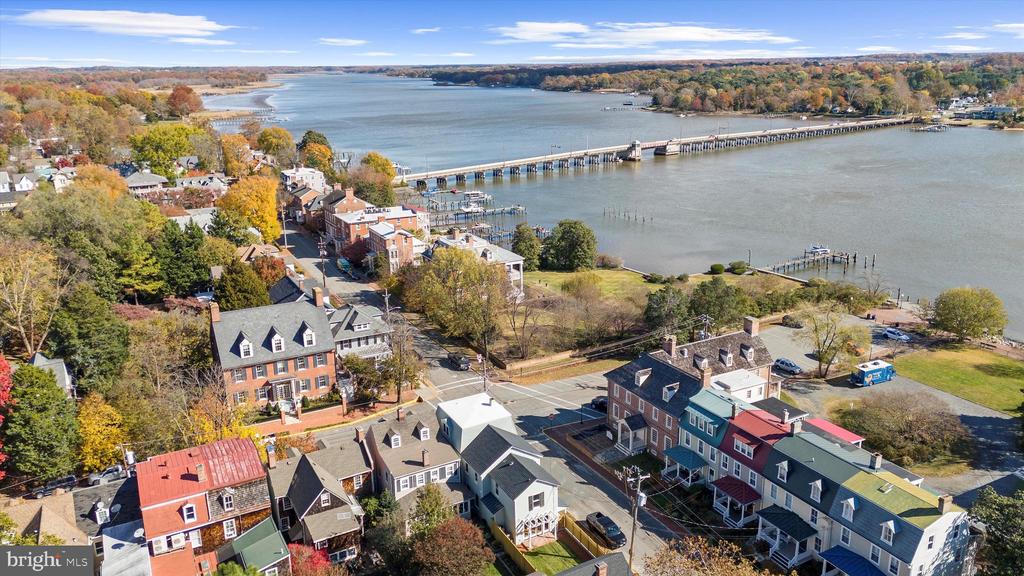 Chestertown, Maryland, 21620, United States, 5 Bedrooms Bedrooms, ,5 BathroomsBathrooms,Residential,For Sale,1988970