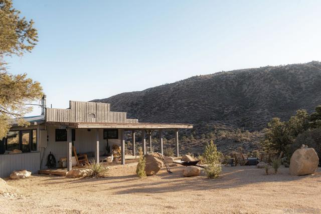 Pioneertown, California, 92268, United States, 2 Bedrooms Bedrooms, ,2 BathroomsBathrooms,Residential,For Sale,1990381