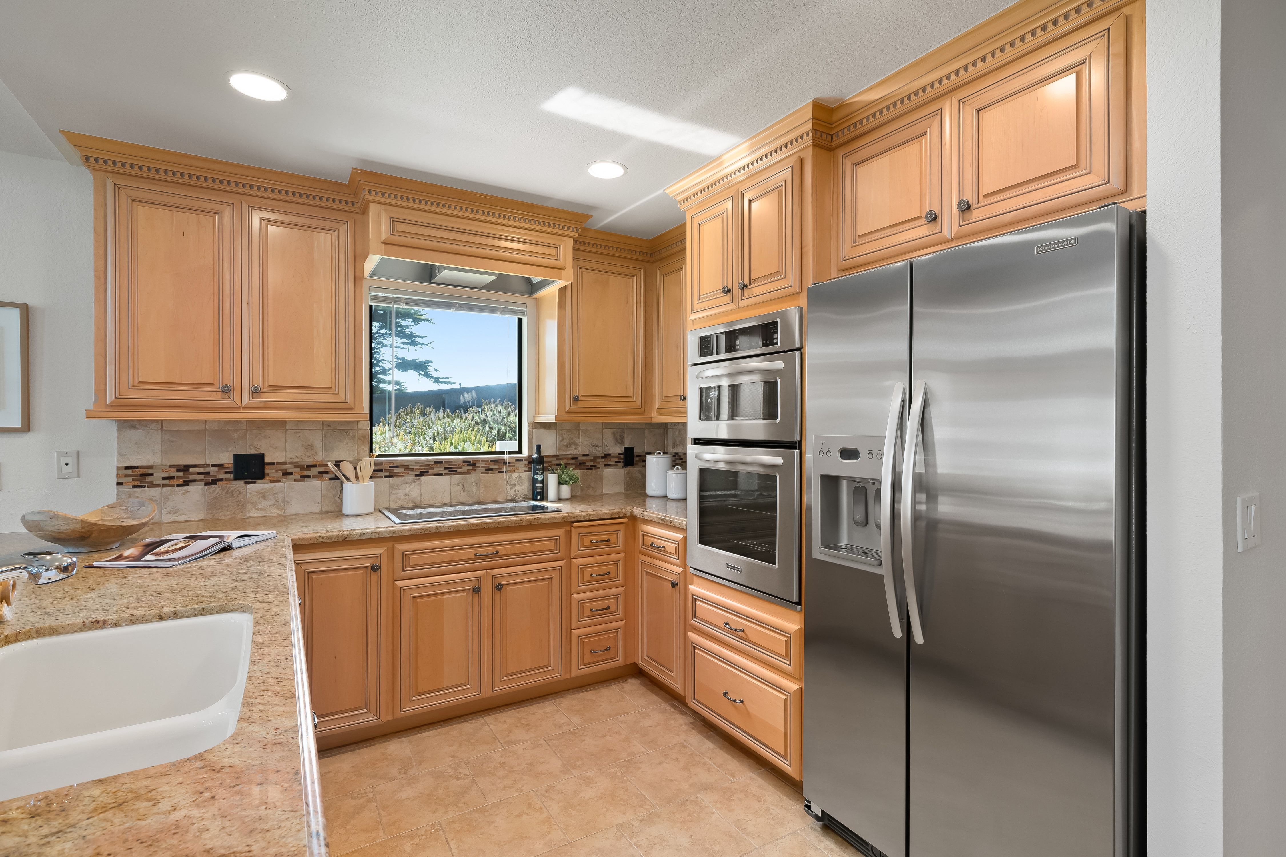  Rare Single-Level Oceanfront Retreat on World-Famous Moonstone Beach - 物件實景
