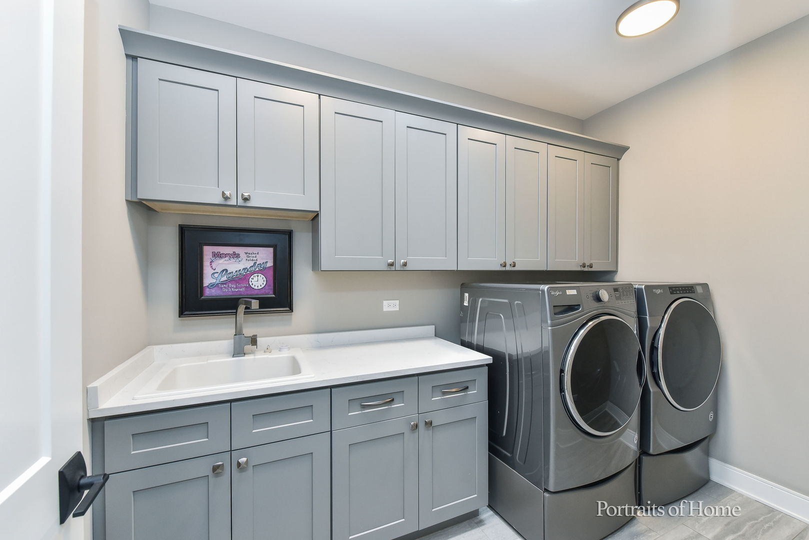 Naperville, Illinois, 60563, United States, 4 Bedrooms Bedrooms, ,4 BathroomsBathrooms,Residential,For Sale,1992094