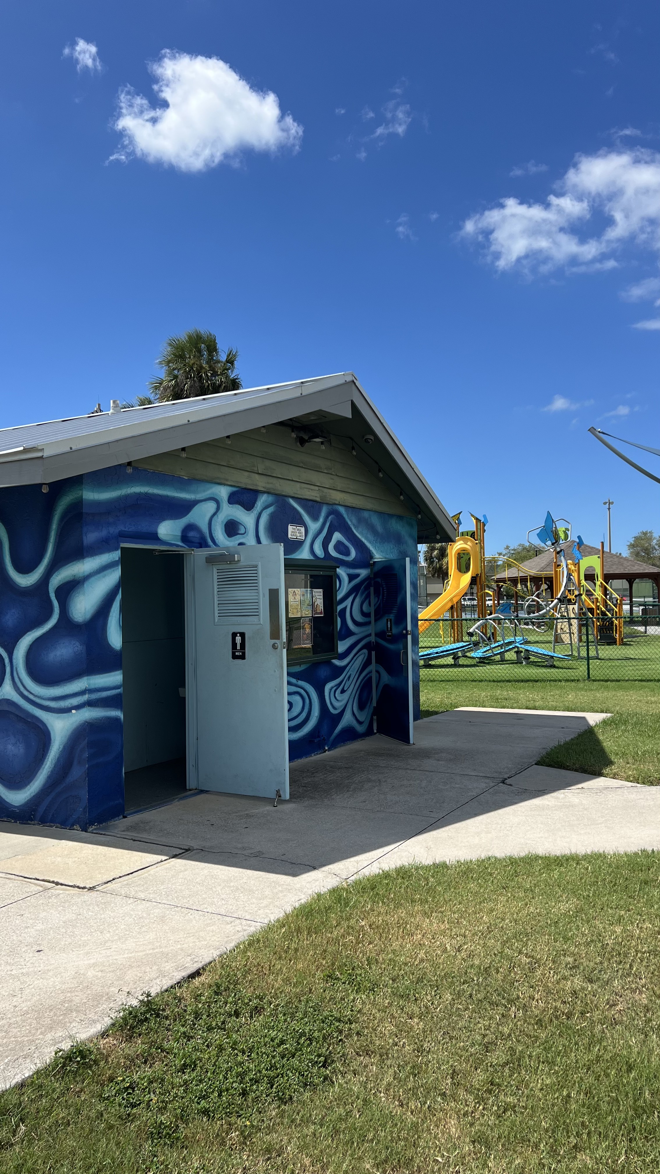 Treasure Island, Florida, 33706, United States, 3 Bedrooms Bedrooms, ,2 BathroomsBathrooms,Residential,For Sale,1982782