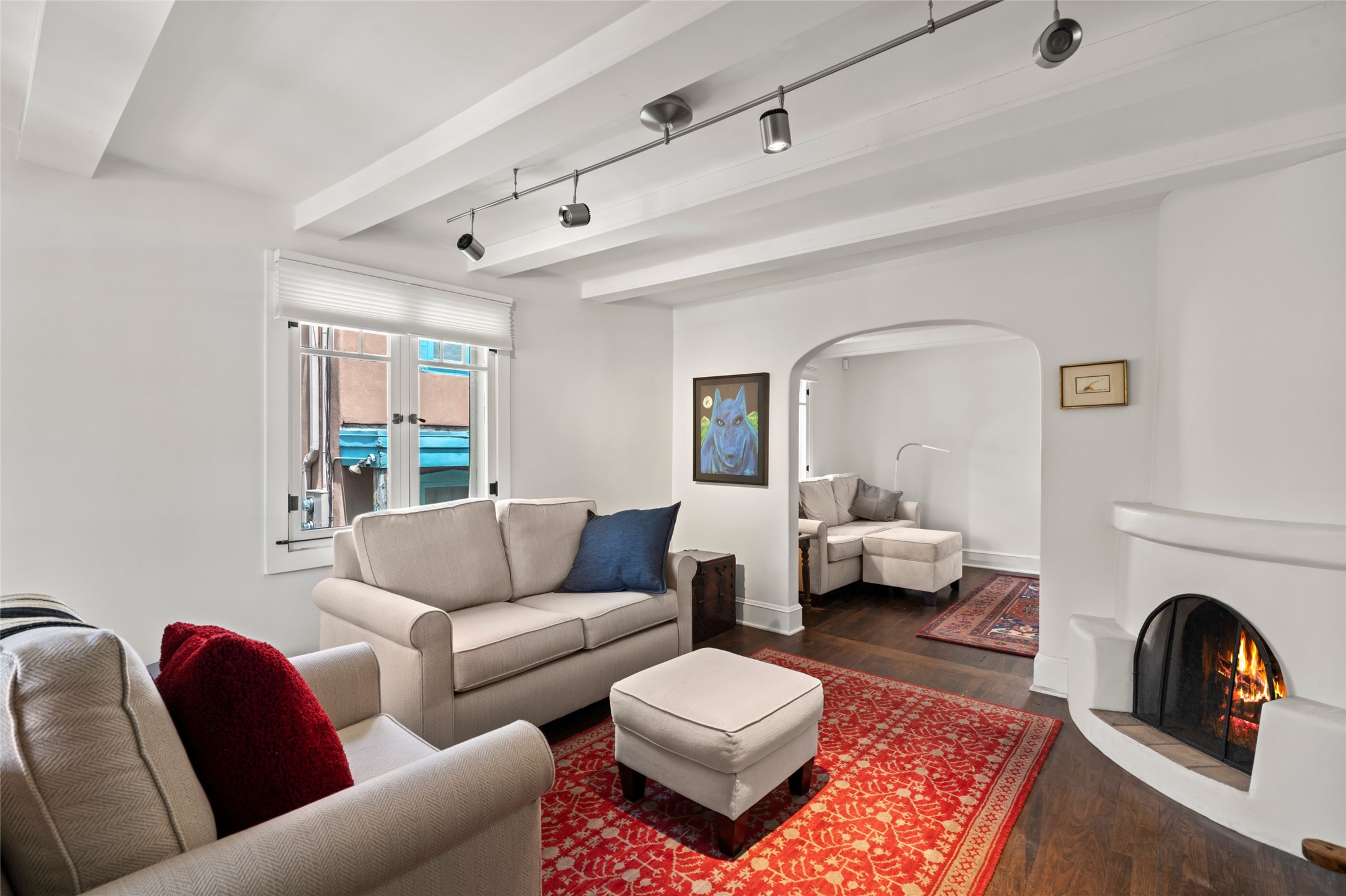  637 E. Alameda Street - 物件實景