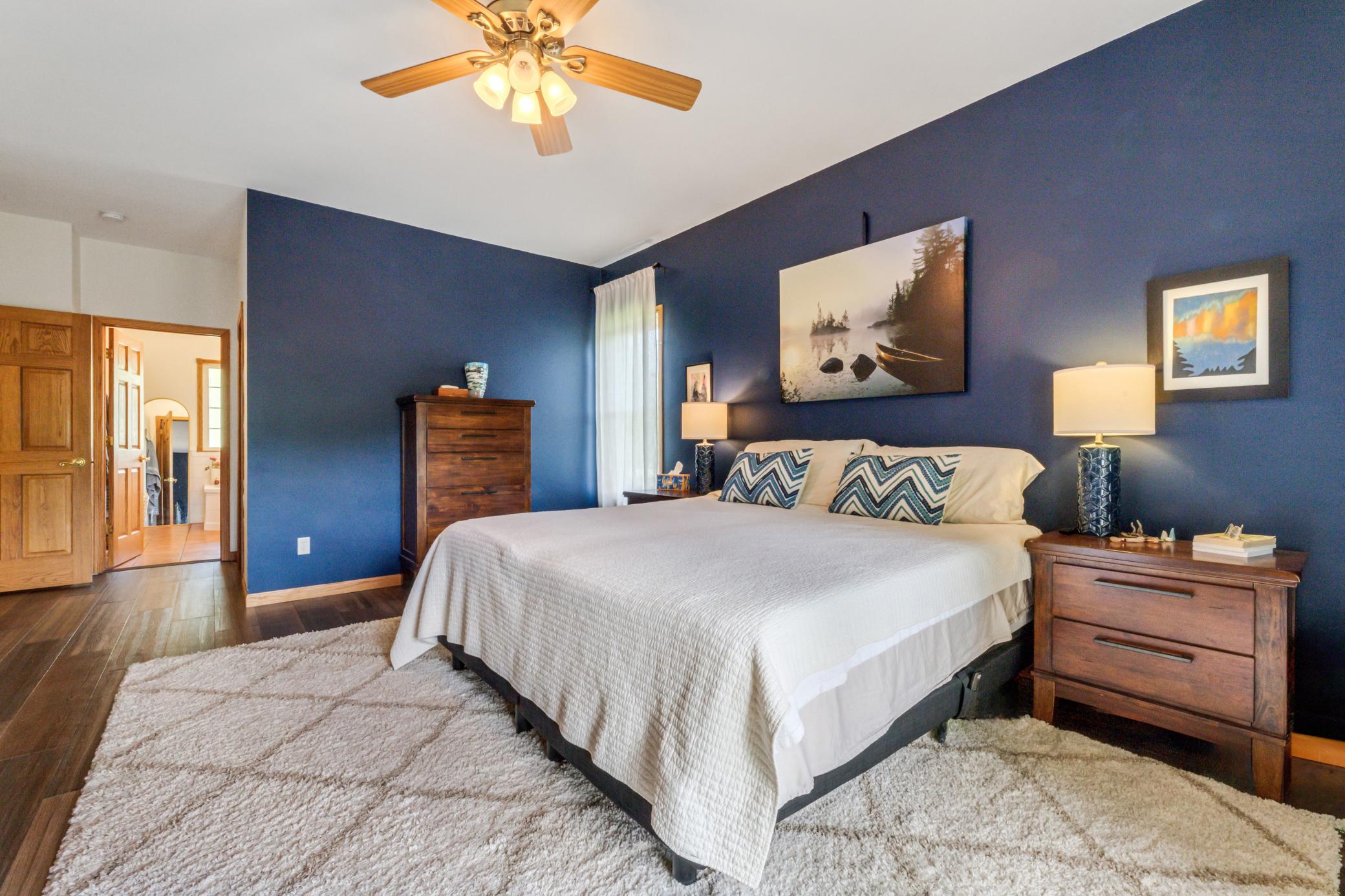 Winona, Minnesota, 55987, United States, 6 Bedrooms Bedrooms, ,4 BathroomsBathrooms,Residential,For Sale,1883576