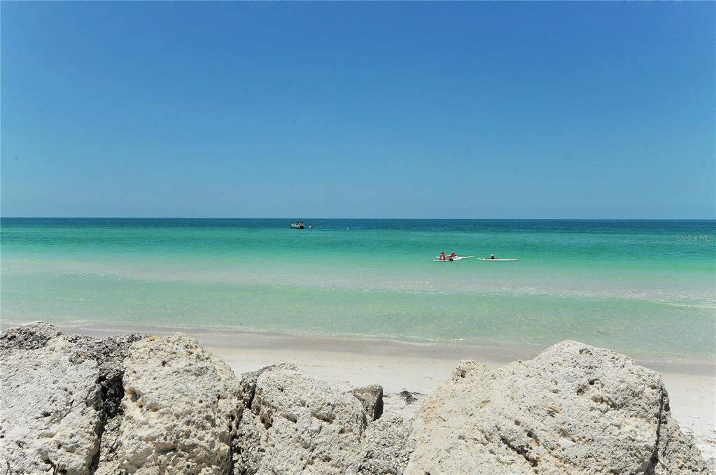 Bradenton, Florida, 34210, United States, 3 Bedrooms Bedrooms, ,2 BathroomsBathrooms,Residential,For Sale,1957049
